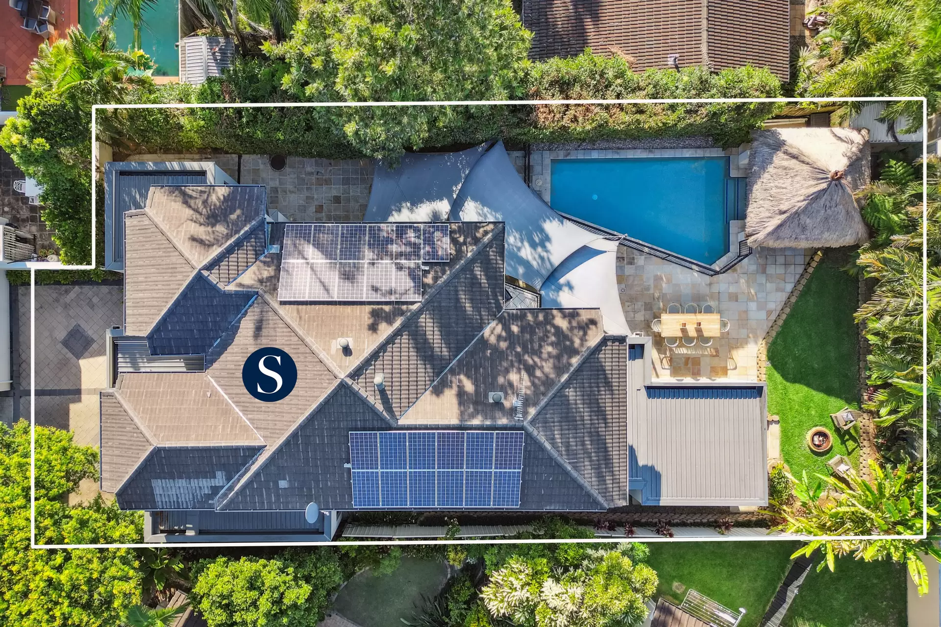 2/45 Winchester Street, Southport Sold by Queensland Sotheby's International Realty - image 1
