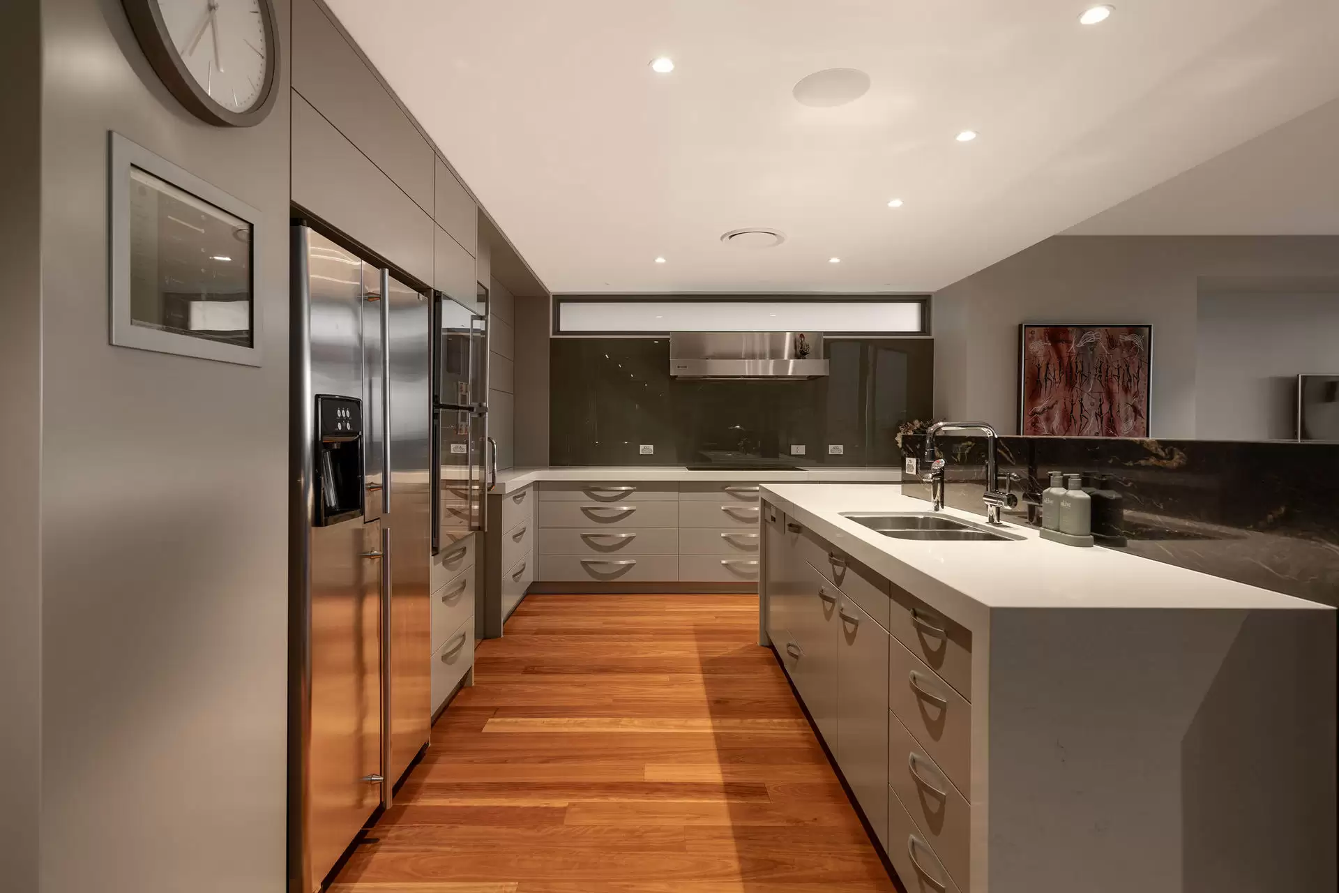 40 Wentworth Parade, Balmoral Sold by Queensland Sotheby's International Realty - image 1