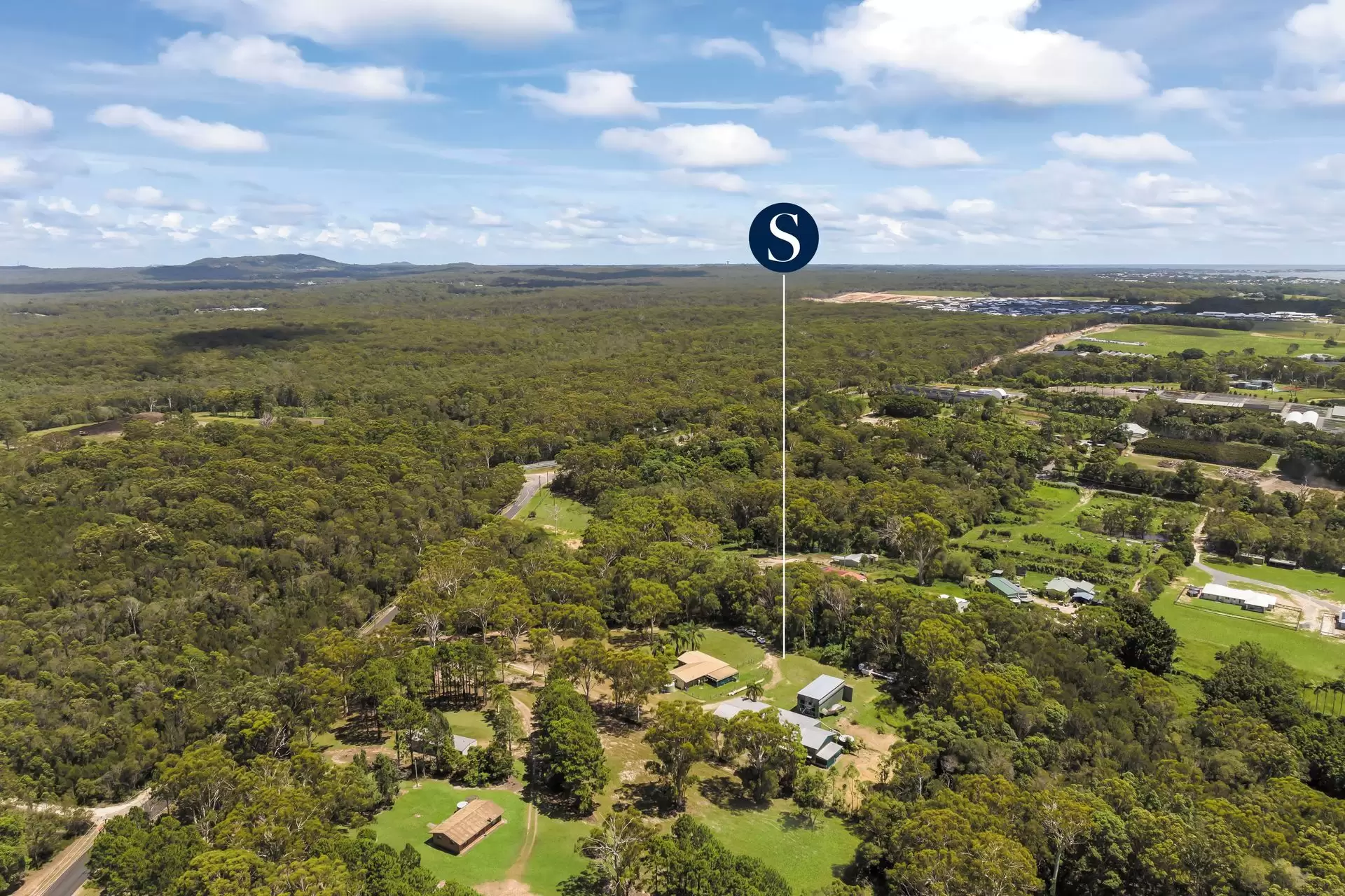 16-28 Rocky Passage Road, Redland Bay For Sale by Queensland Sotheby's International Realty - image 1