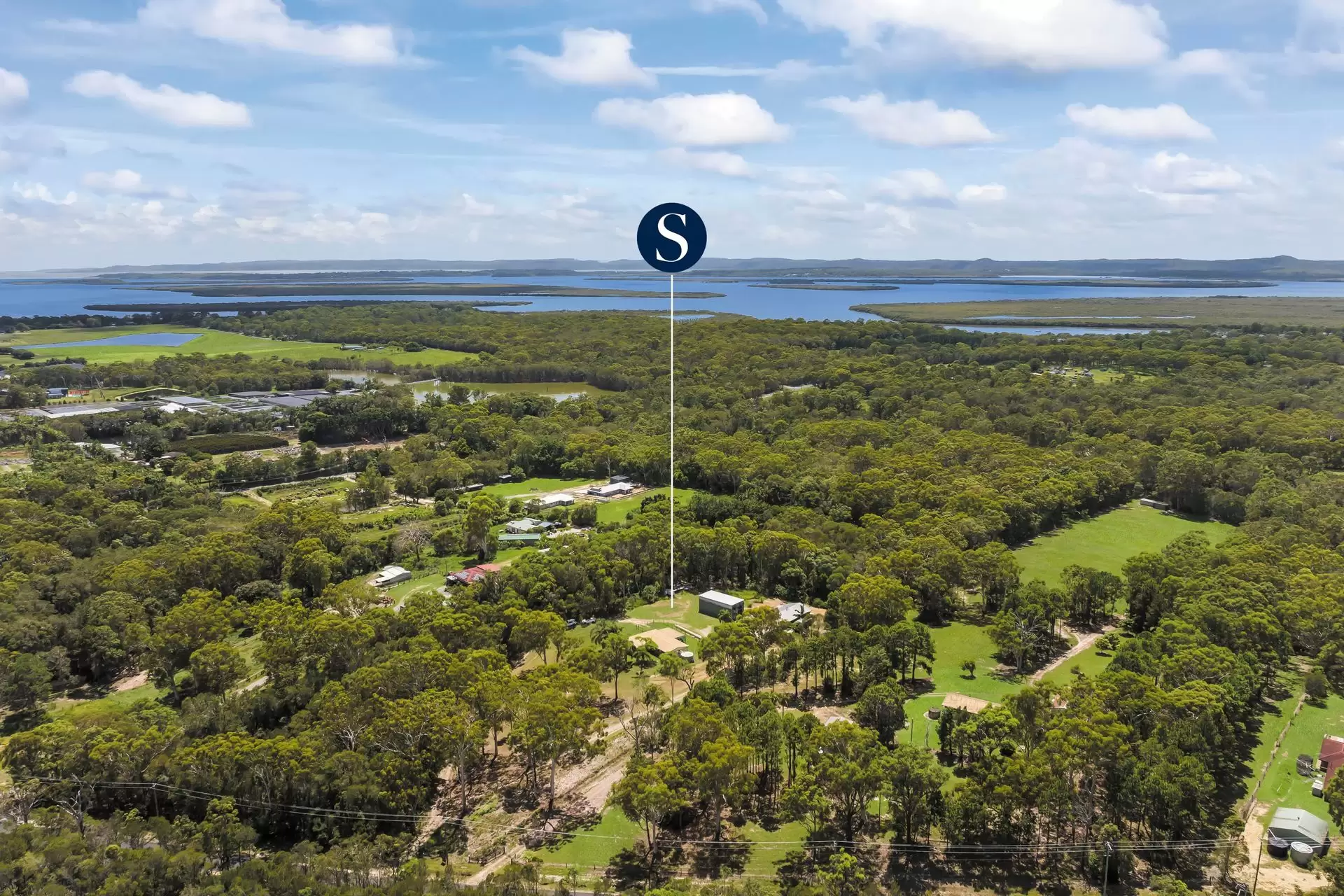 16-28 Rocky Passage Road, Redland Bay For Sale by Queensland Sotheby's International Realty - image 1