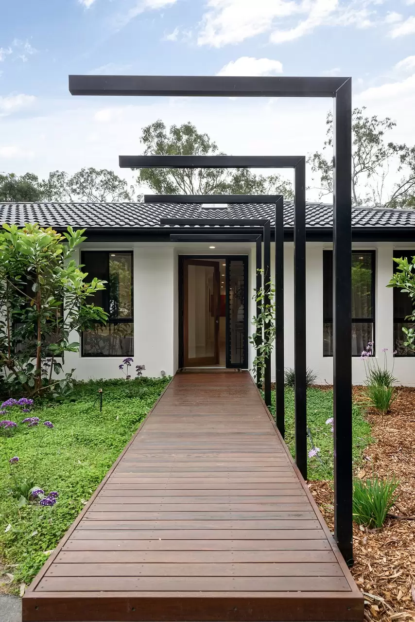 826 London Road, Chandler Sold by  - image 1