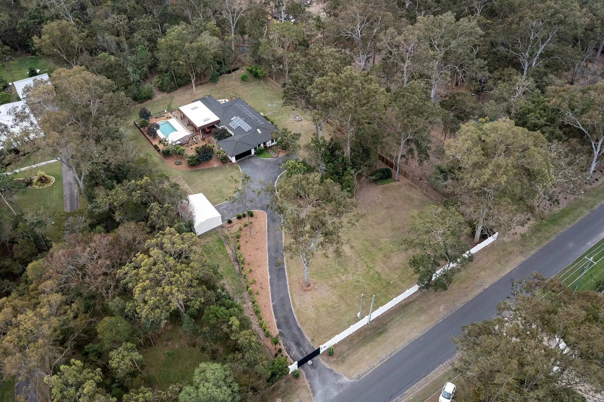 826 London Road, Chandler Sold by Queensland Sotheby's International Realty - image 1