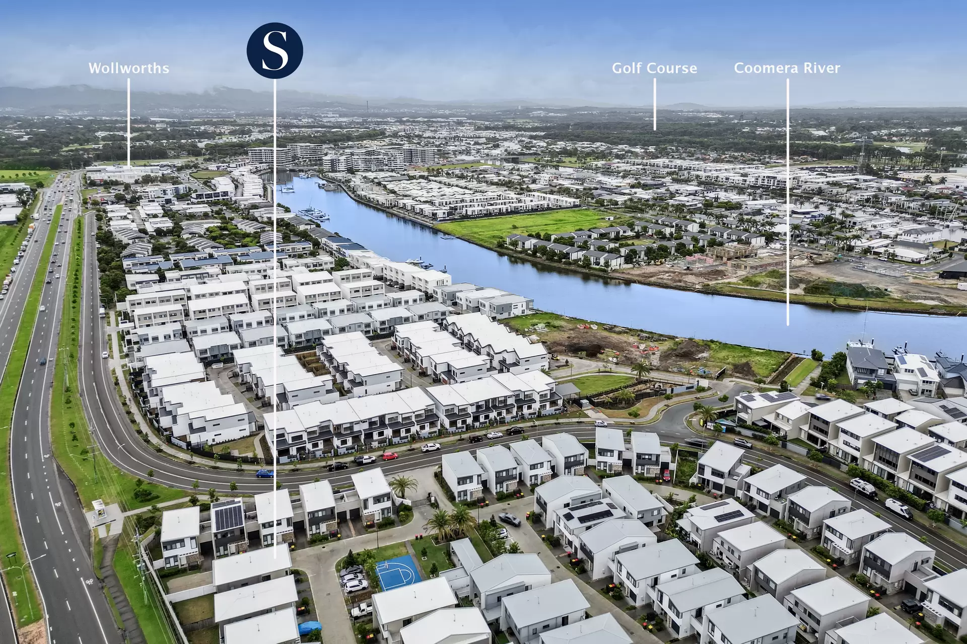 37/191 Marina Quays Boulevard, Hope Island Sold by Queensland Sotheby's International Realty - image 1