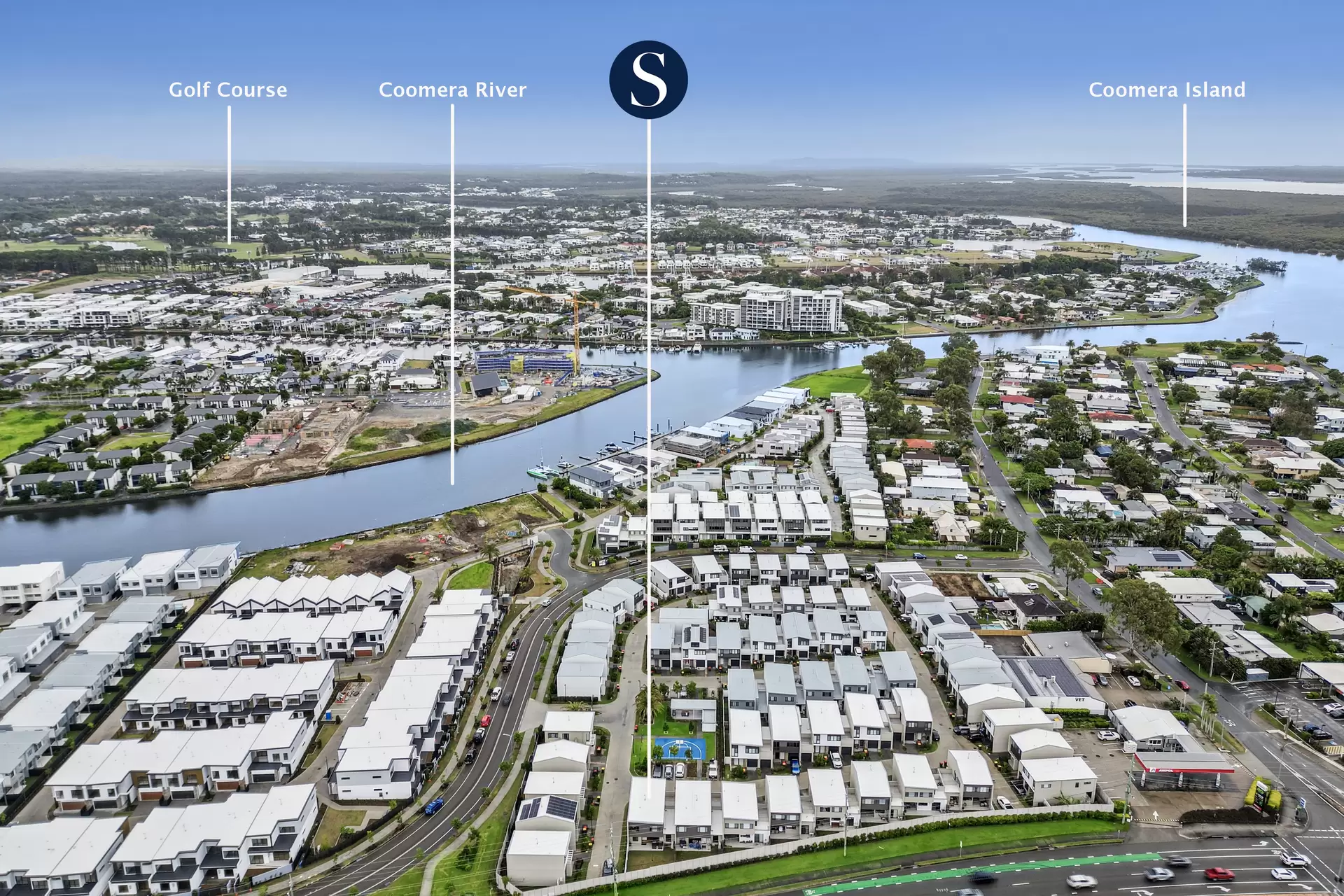 37/191 Marina Quays Boulevard, Hope Island Sold by Queensland Sotheby's International Realty - image 1