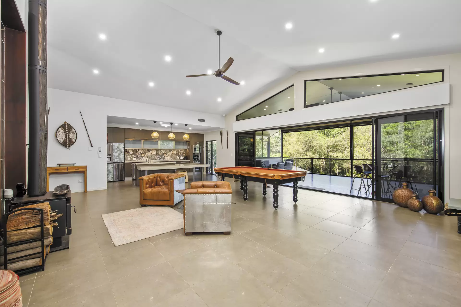 8 Viola Drive, Redland Bay Sold by  - image 1