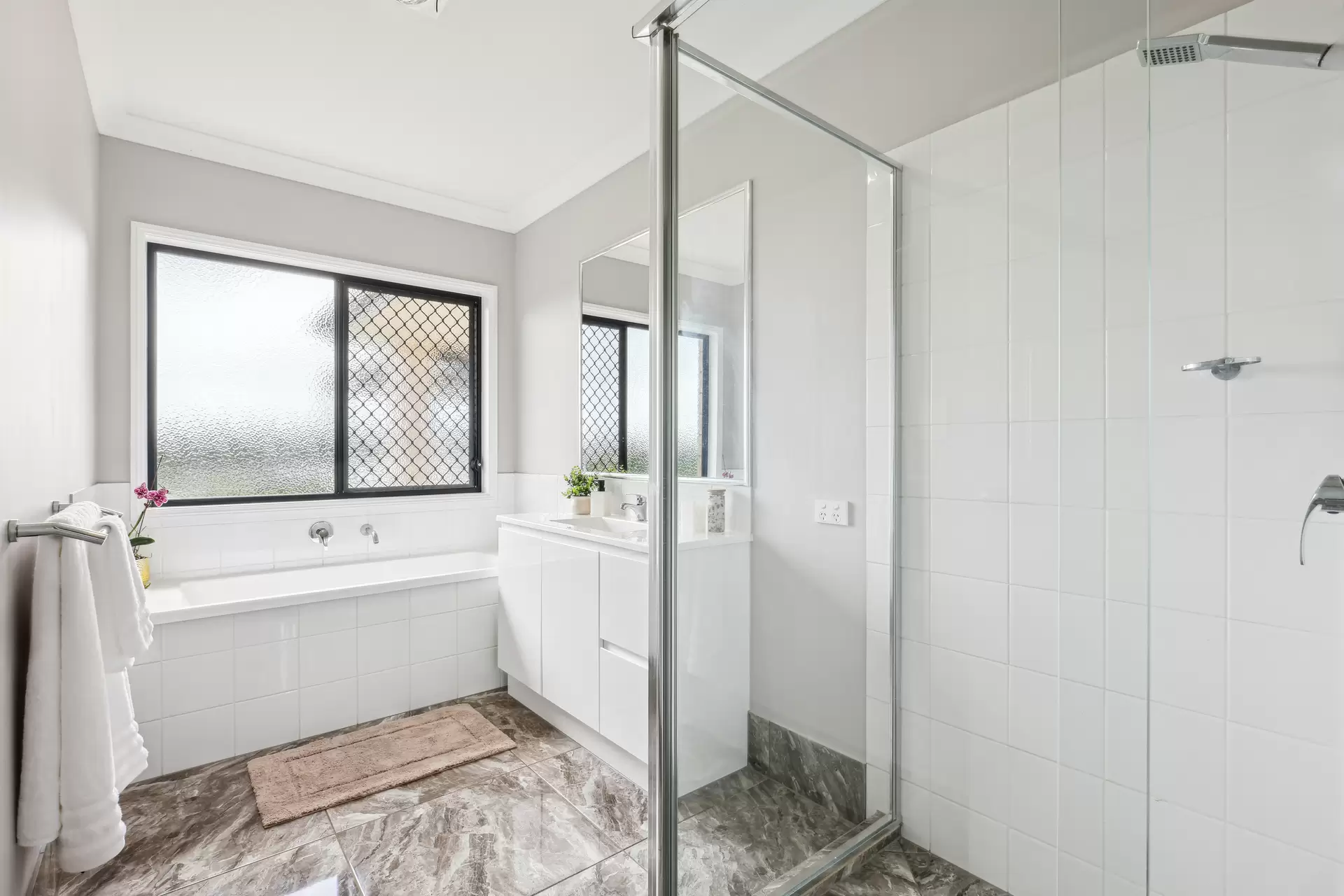 42-52 Bedelia Drive, Woodhill Sold by  - image 1