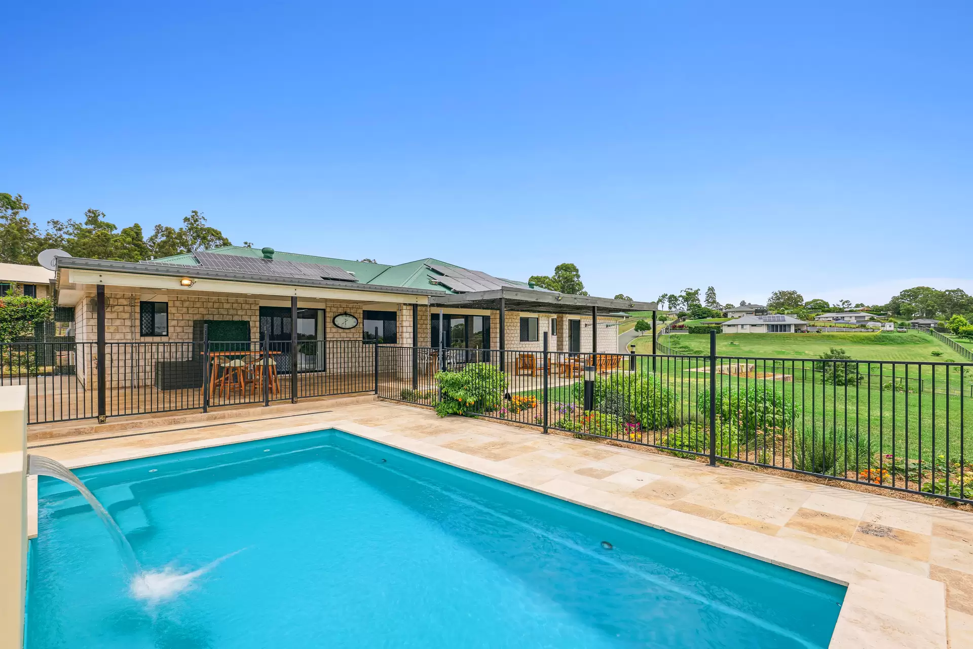 42-52 Bedelia Drive, Woodhill Sold by  - image 1