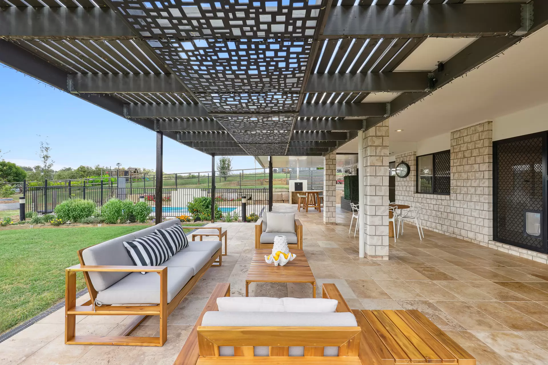 42-52 Bedelia Drive, Woodhill Sold by  - image 1