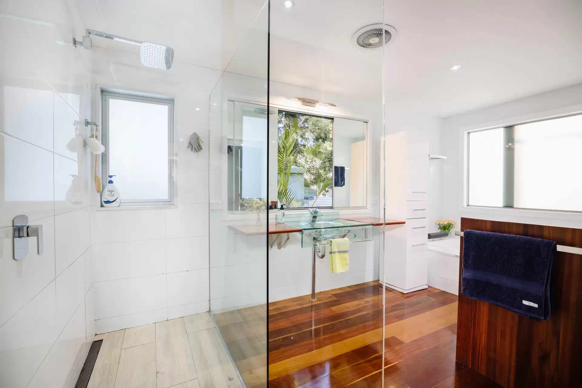 4 Millers Lane, Amity Sold by Queensland Sotheby's International Realty - image 1