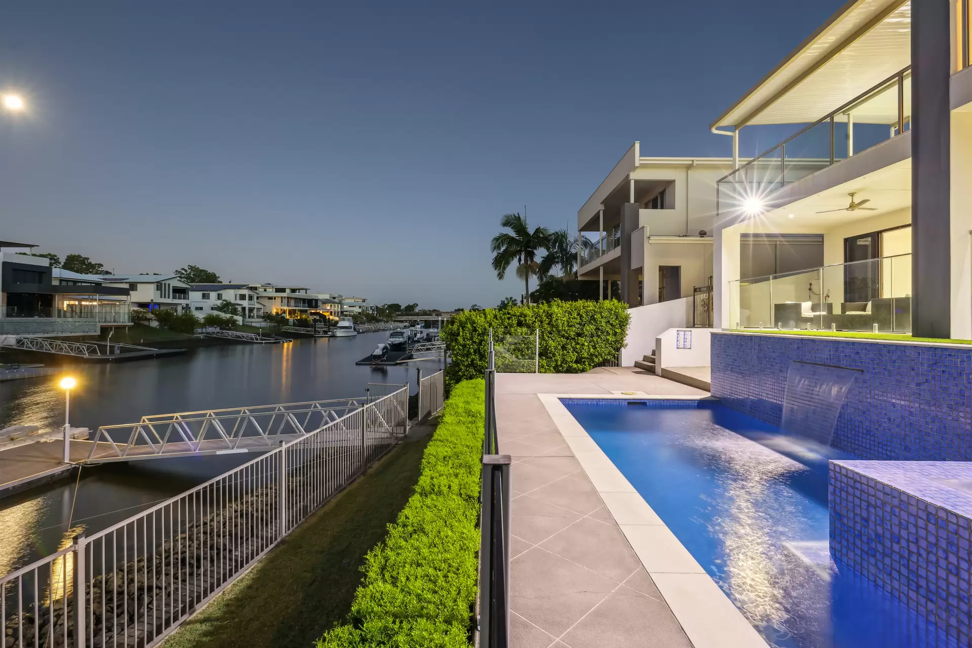 26 Harbourvue Court, Helensvale Sold by Queensland Sotheby's International Realty - image 1
