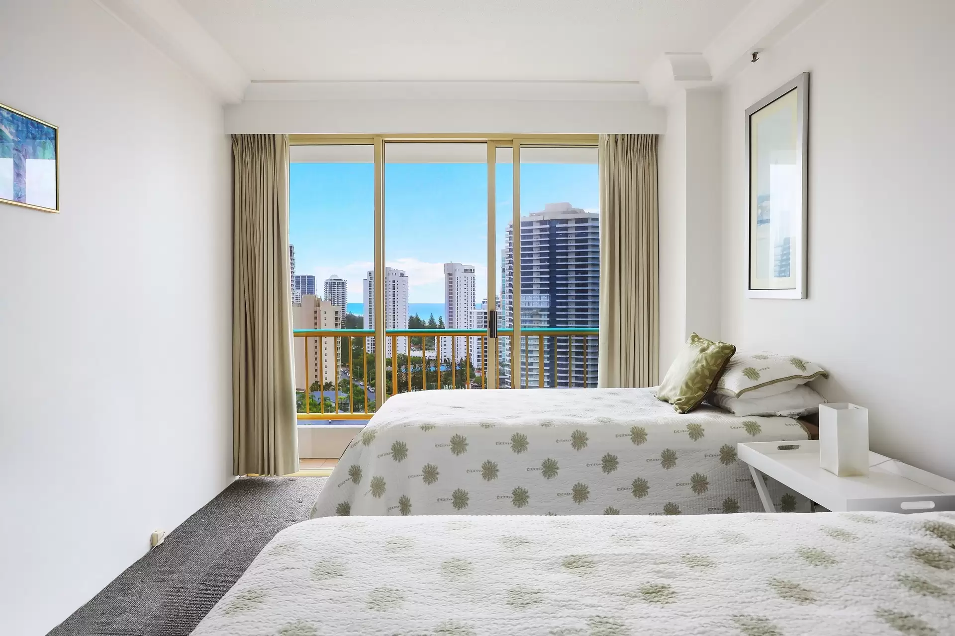 182/1 Serisier Avenue, Main Beach Sold by  - image 1