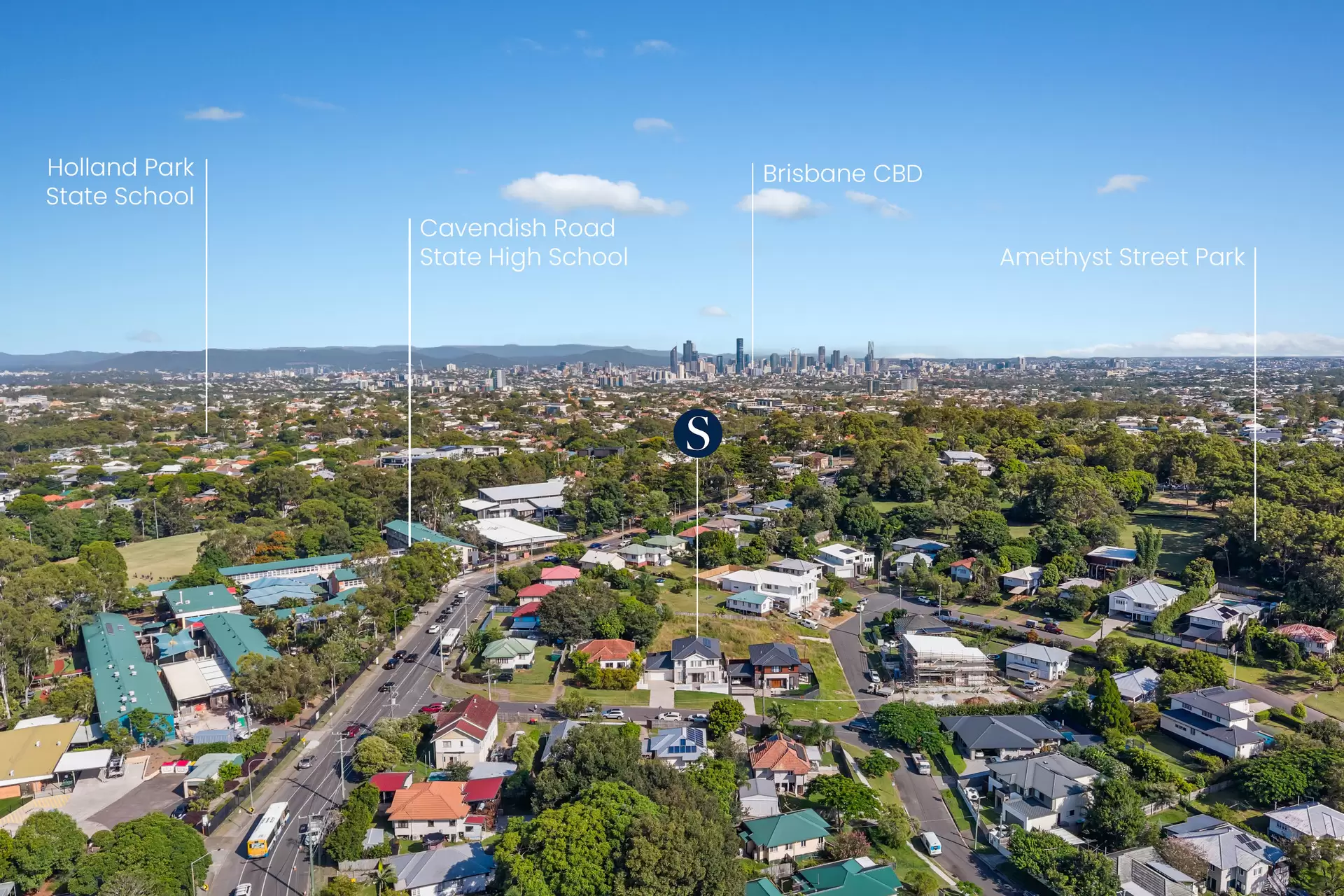 8 Opal Street, Holland Park Sold by Queensland Sotheby's International Realty - image 1