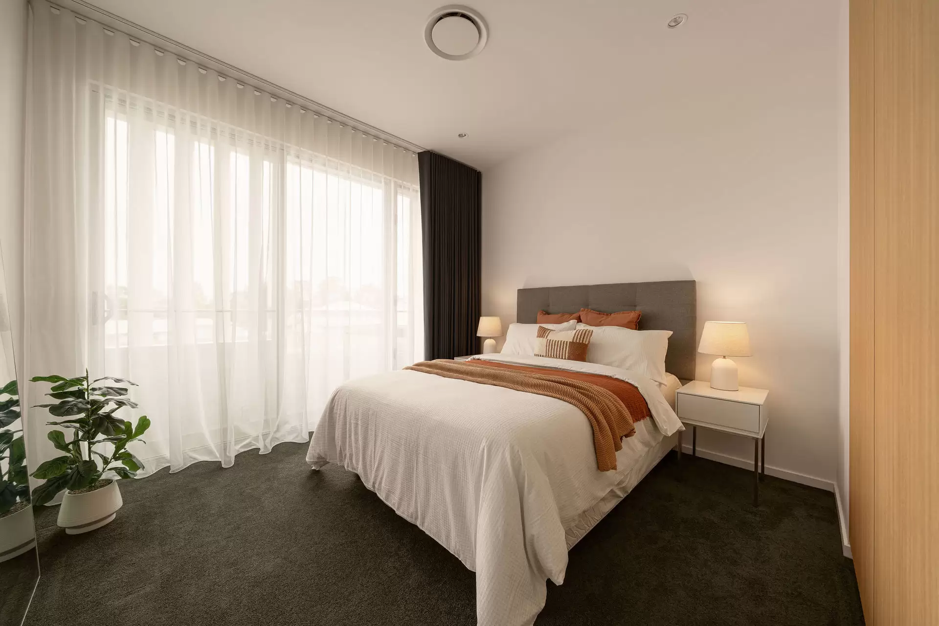 1 Golden Square, Hendra Sold by  - image 1