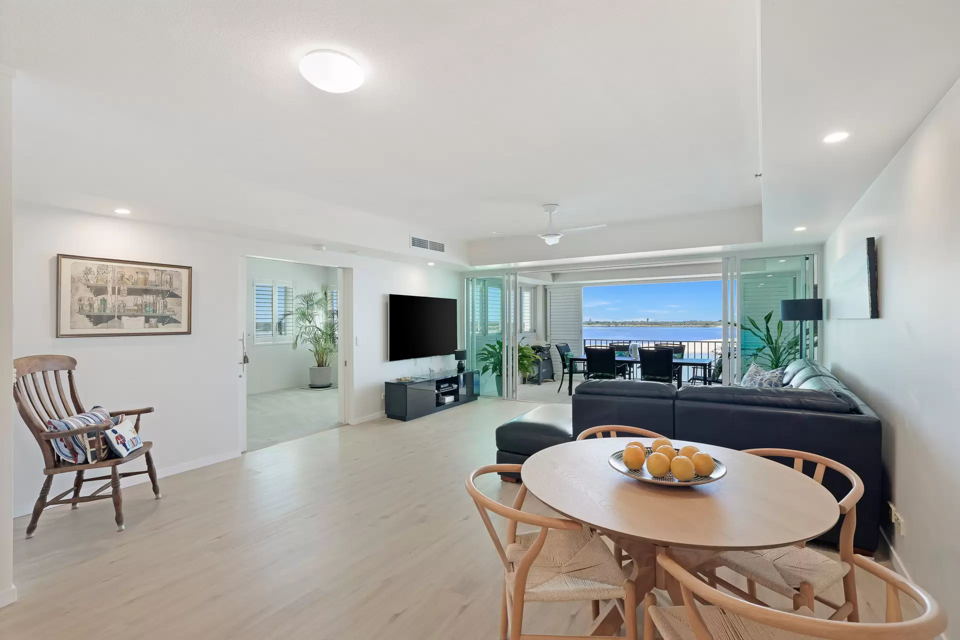 Level 5/20/326 Marine Parade, Labrador Sold by  - image 1