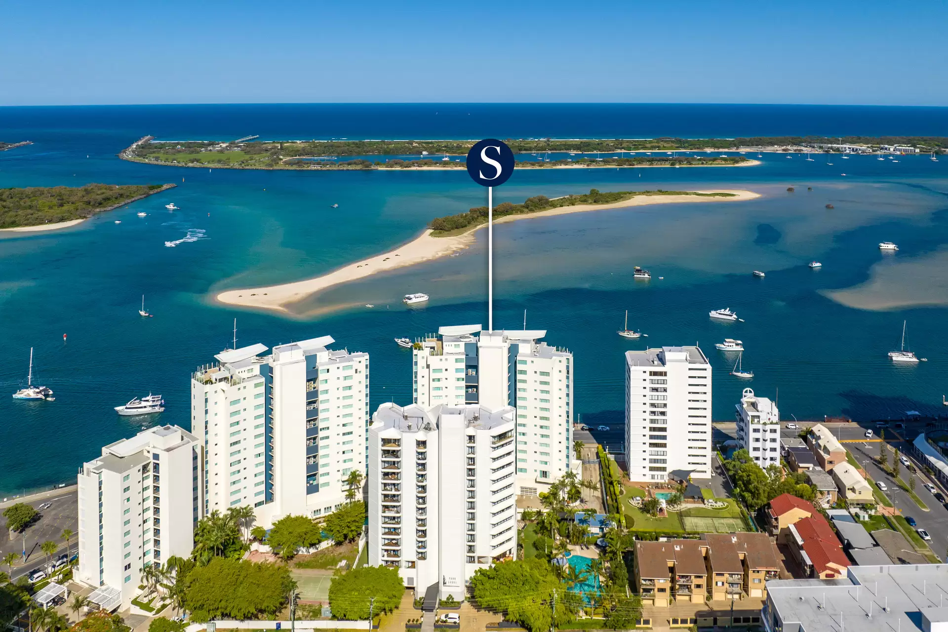 Level 5/20/326 Marine Parade, Labrador Sold by Queensland Sotheby's International Realty - image 1
