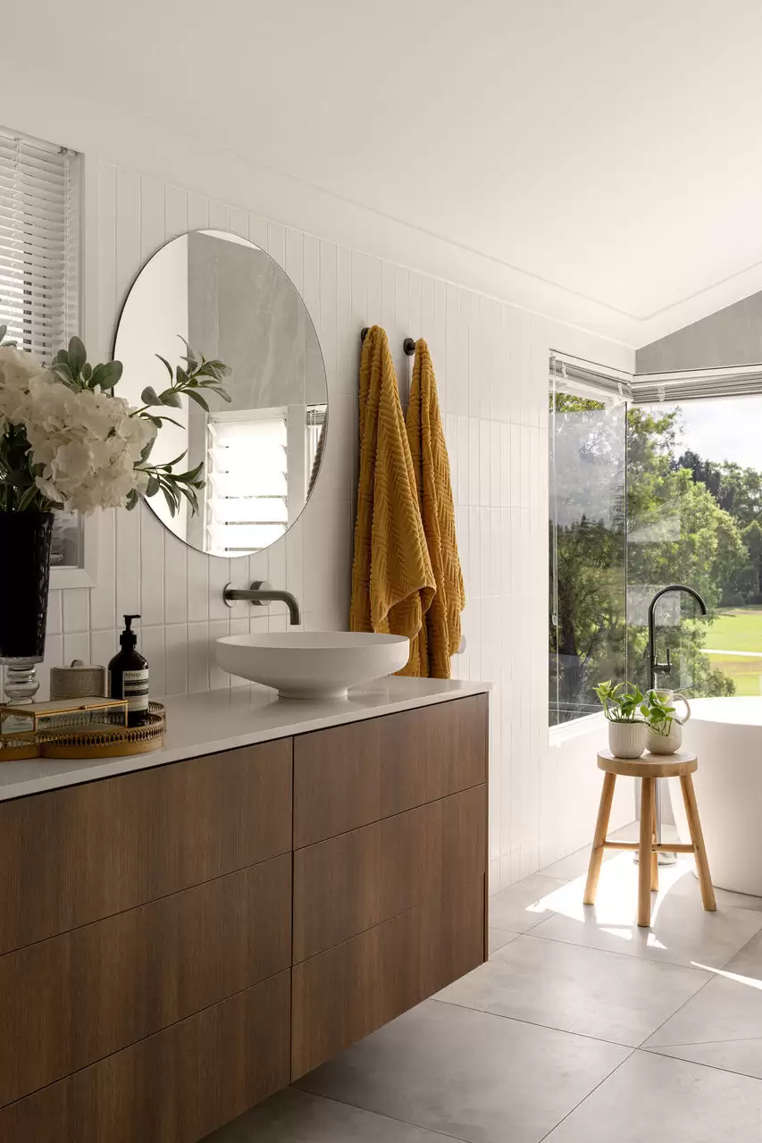 141 Park Avenue, Clayfield Sold by Queensland Sotheby's International Realty - image 1