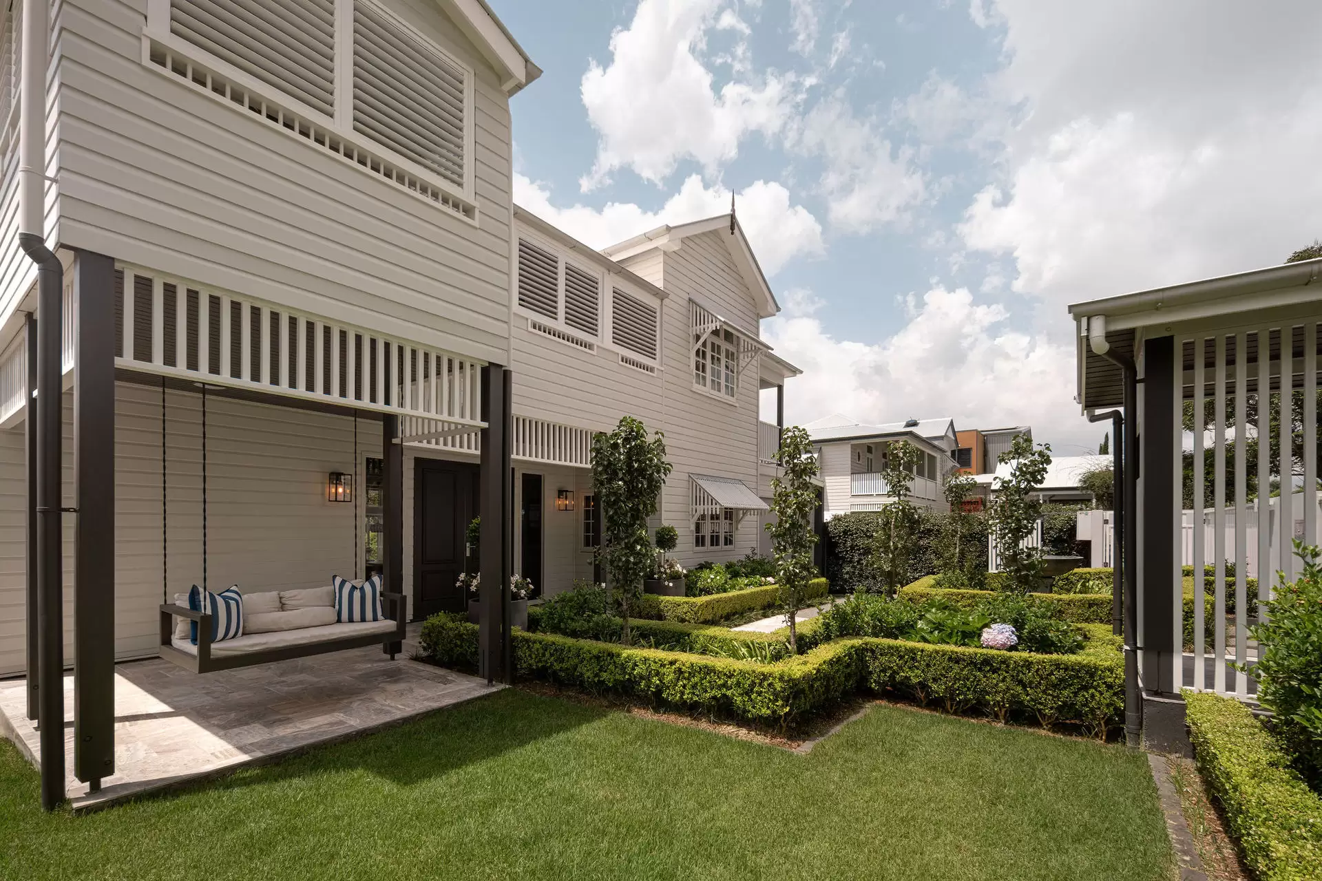 141 Park Avenue, Clayfield Sold by Queensland Sotheby's International Realty - image 1