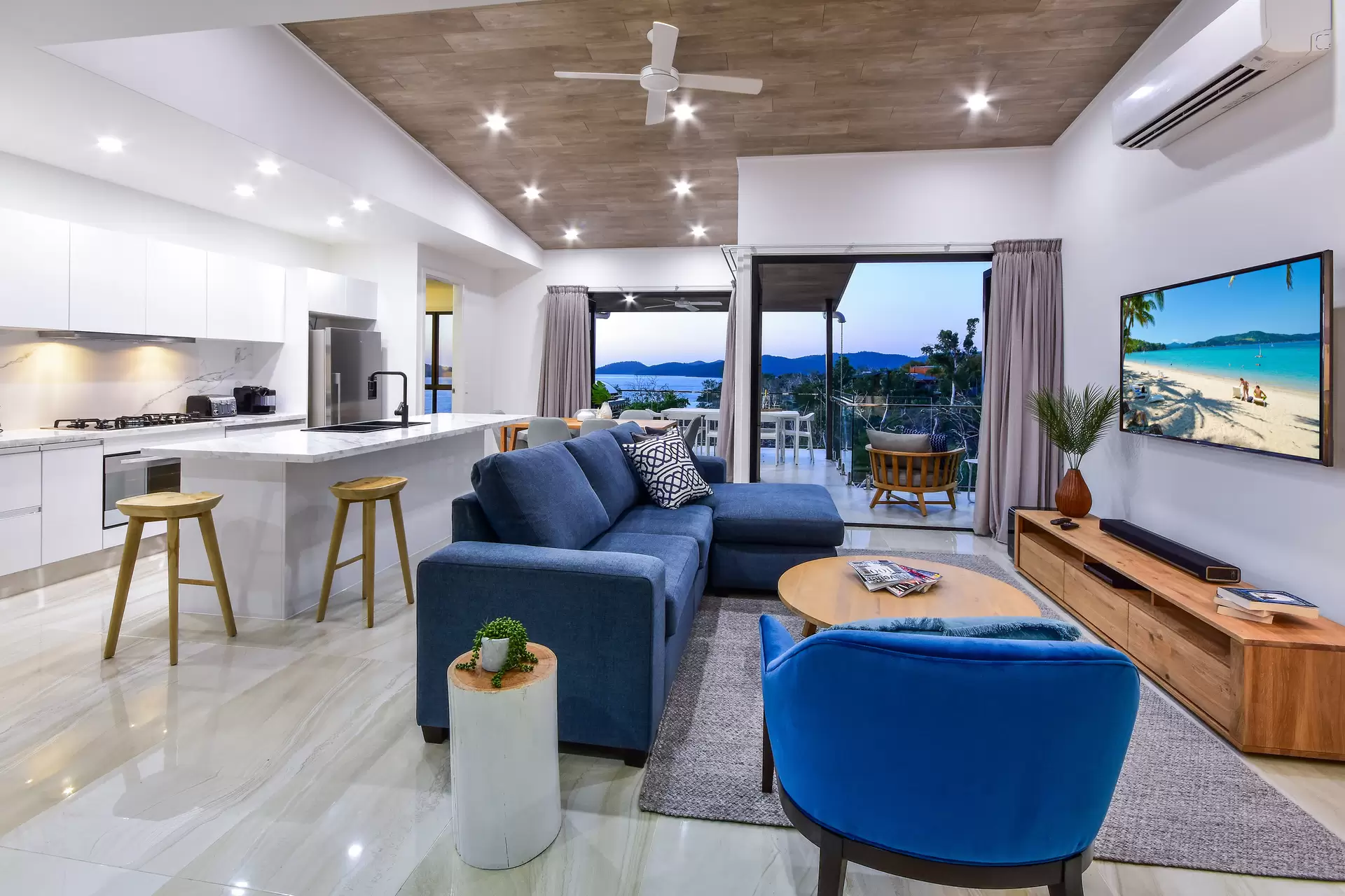 17/6 Acacia Drive, Hamilton Island Sold by Queensland Sotheby's International Realty - image 1