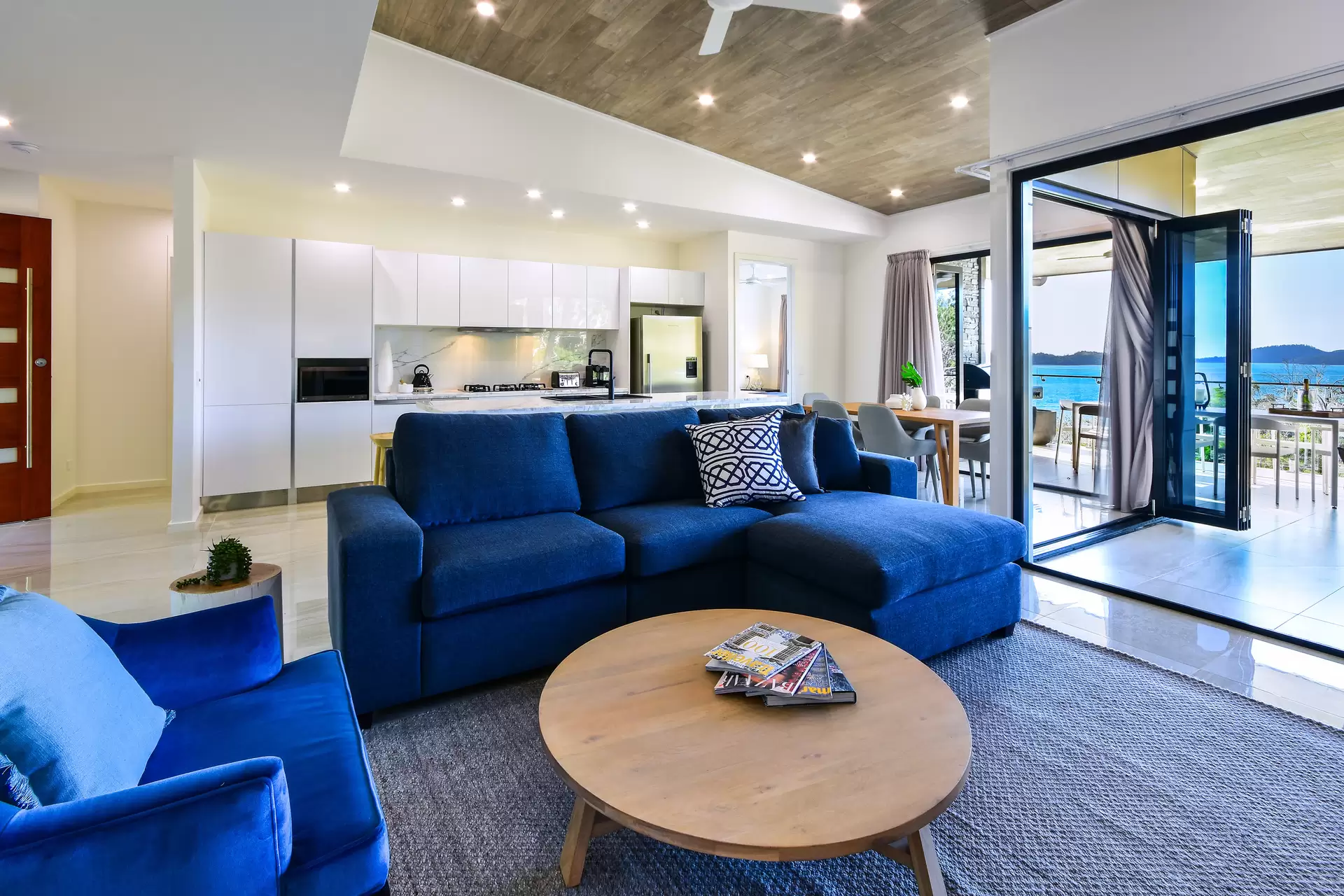 17/6 Acacia Drive, Hamilton Island Sold by Queensland Sotheby's International Realty - image 1