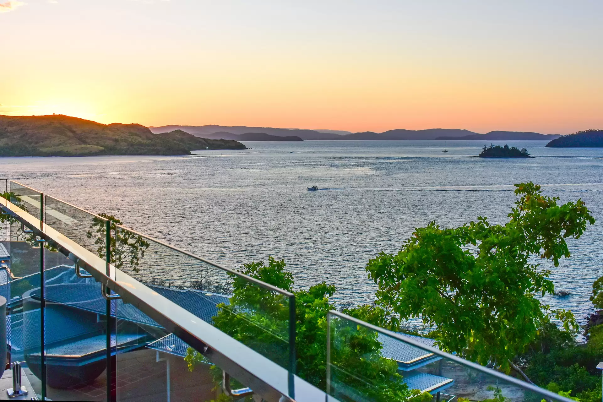 17/6 Acacia Drive, Hamilton Island Sold by Queensland Sotheby's International Realty - image 1