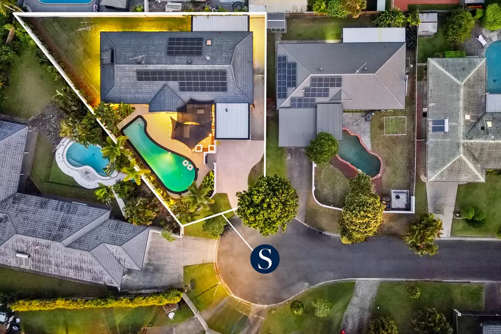 15 Ling Place, Palm Beach Sold by Queensland Sotheby's International Realty
