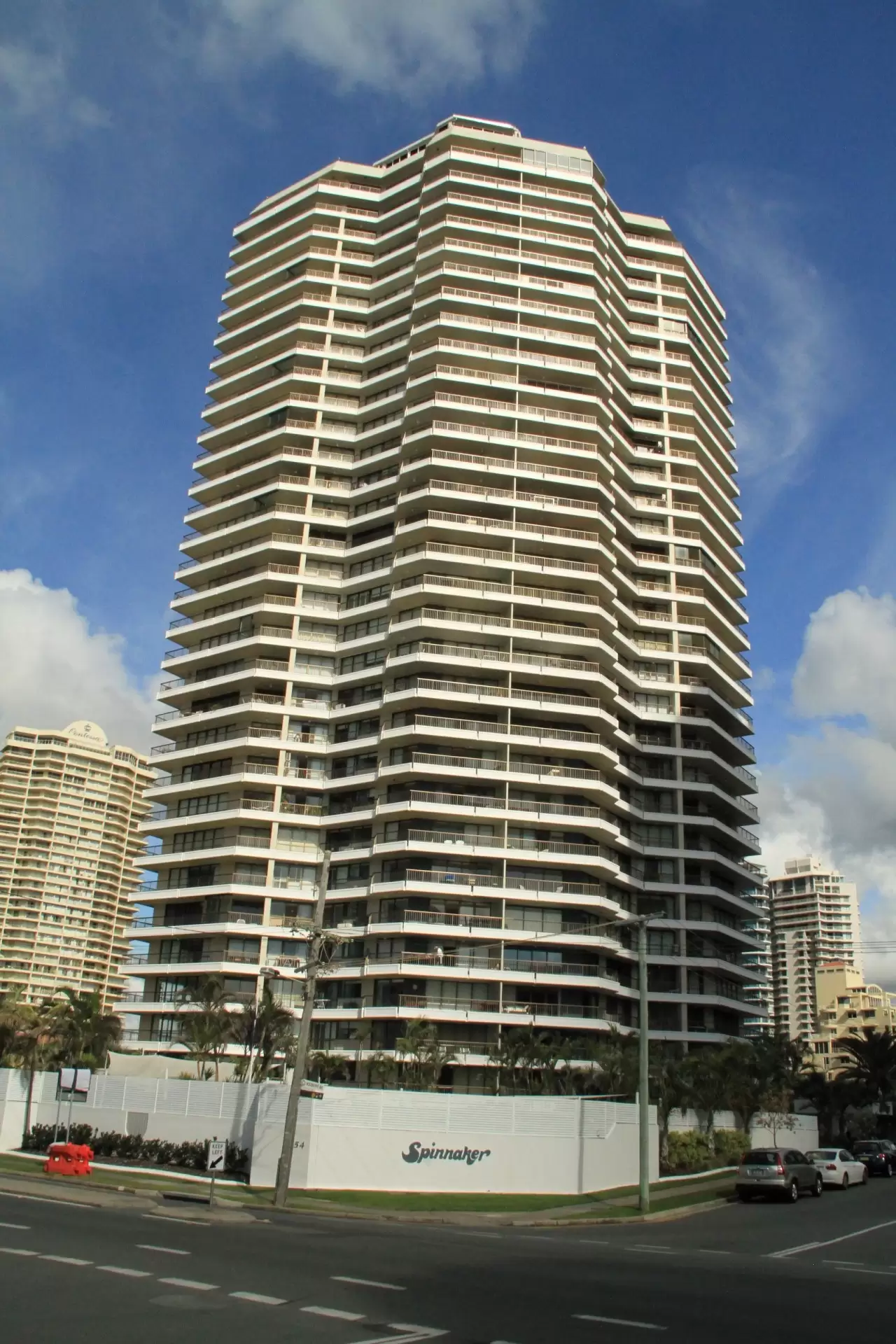 26/3554 Main Beach Parade, Main Beach Sold by  - image 1