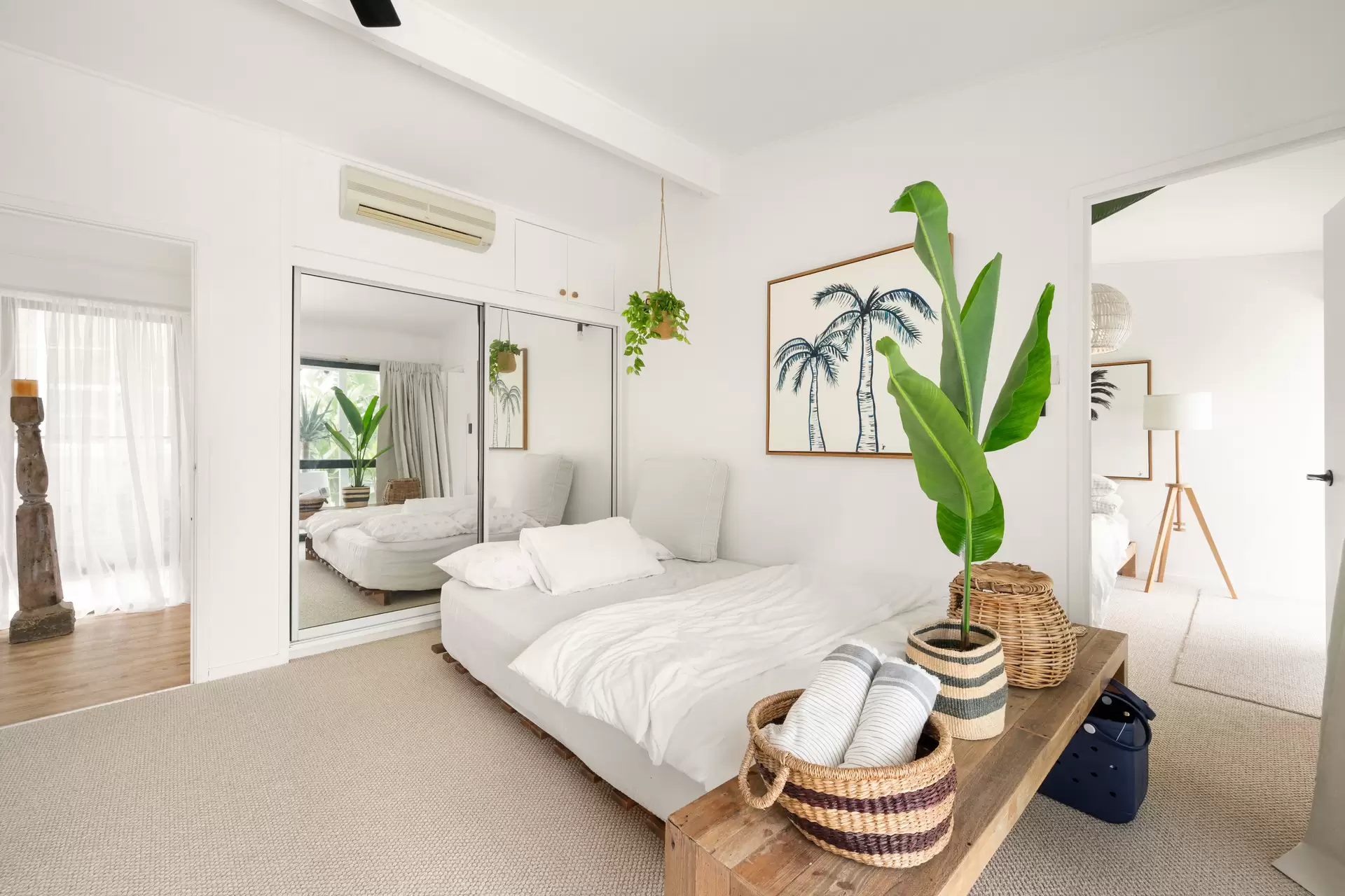 16 Illawong Street, Cannonvale Sold by Queensland Sotheby's International Realty - image 1