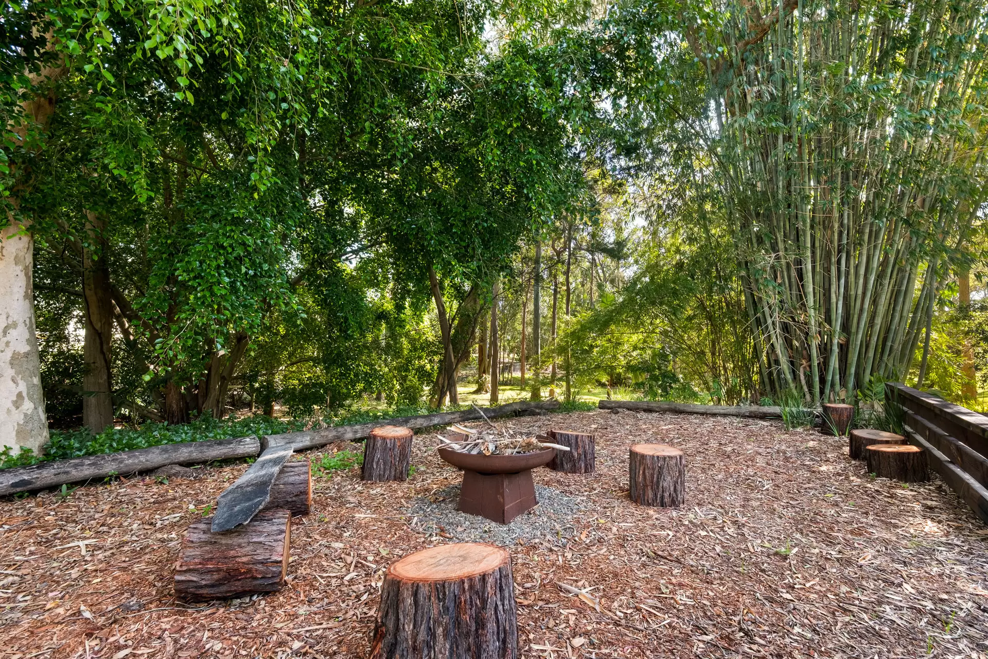 96 Eastwood Street, Chandler Sold by Queensland Sotheby's International Realty - image 1