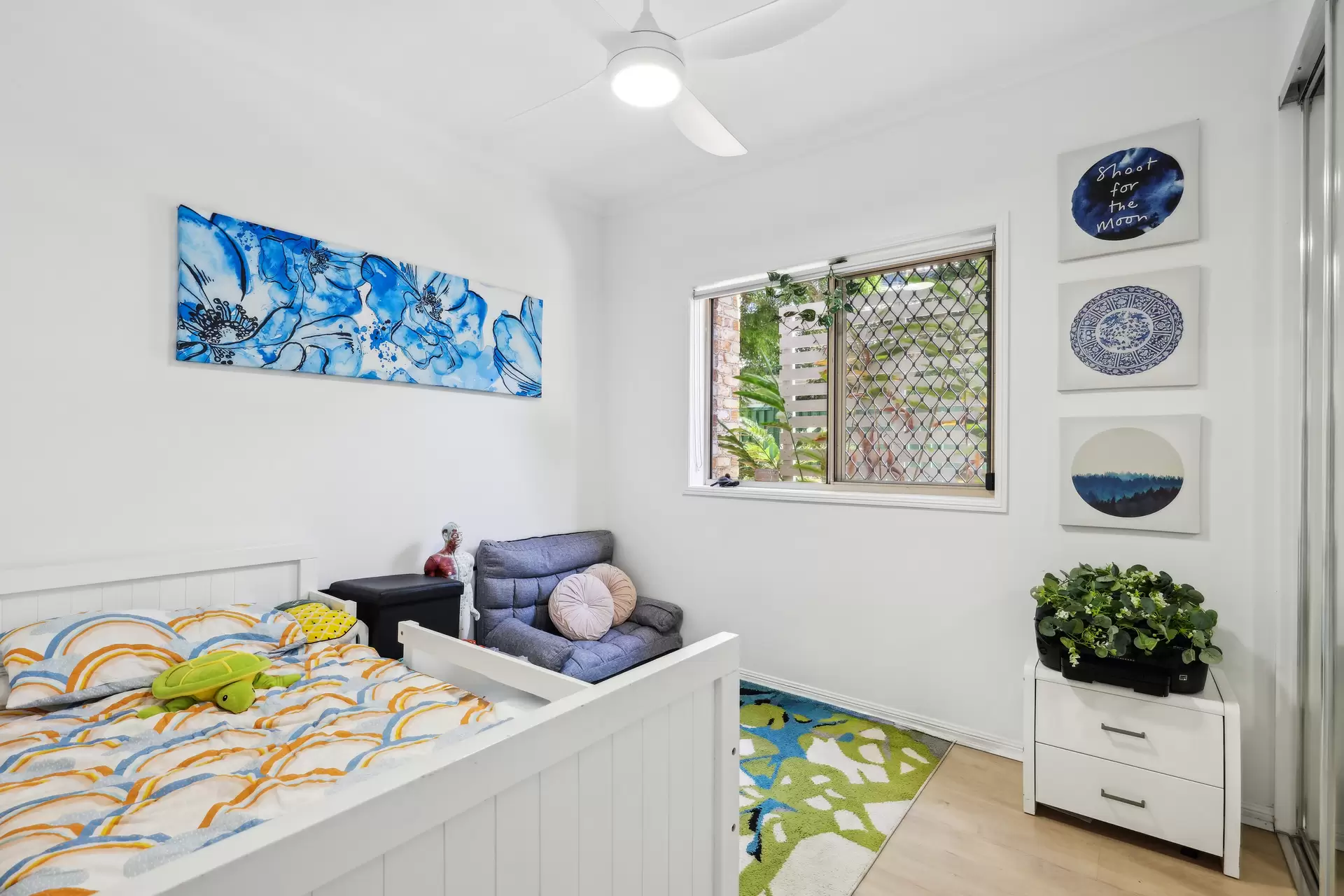 5/47 Bauer Street, Southport Sold by Queensland Sotheby's International Realty - image 1