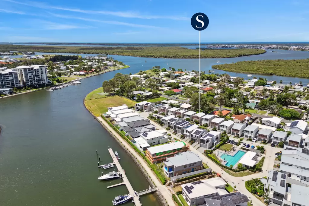 58/1 Lyra Avenue, Hope Island Sold by Queensland Sotheby's International Realty