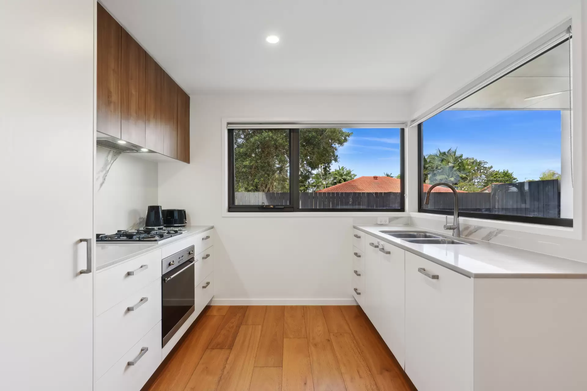 58/1 Lyra Avenue, Hope Island Sold by  - image 1