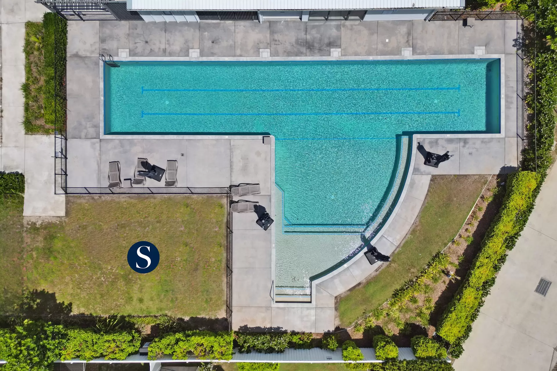 58/1 Lyra Avenue, Hope Island Sold by  - image 1