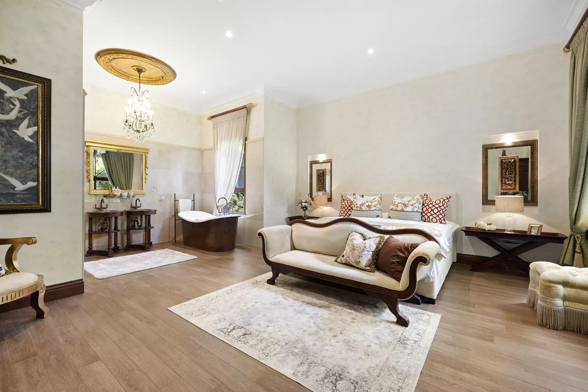 25 Glenn Vista Place, Chevallum Sold by Queensland Sotheby's International Realty - image 1