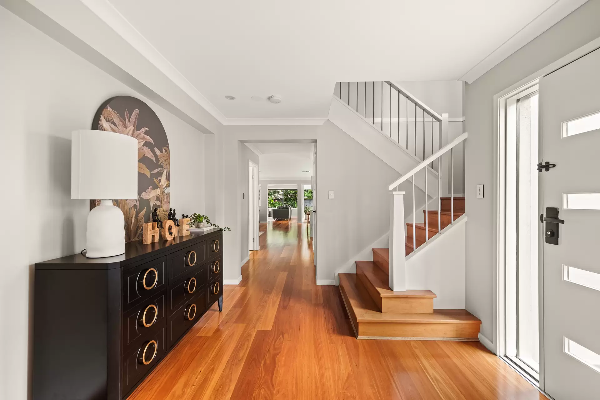41 Gumdale Street, Wakerley Sold by  - image 1