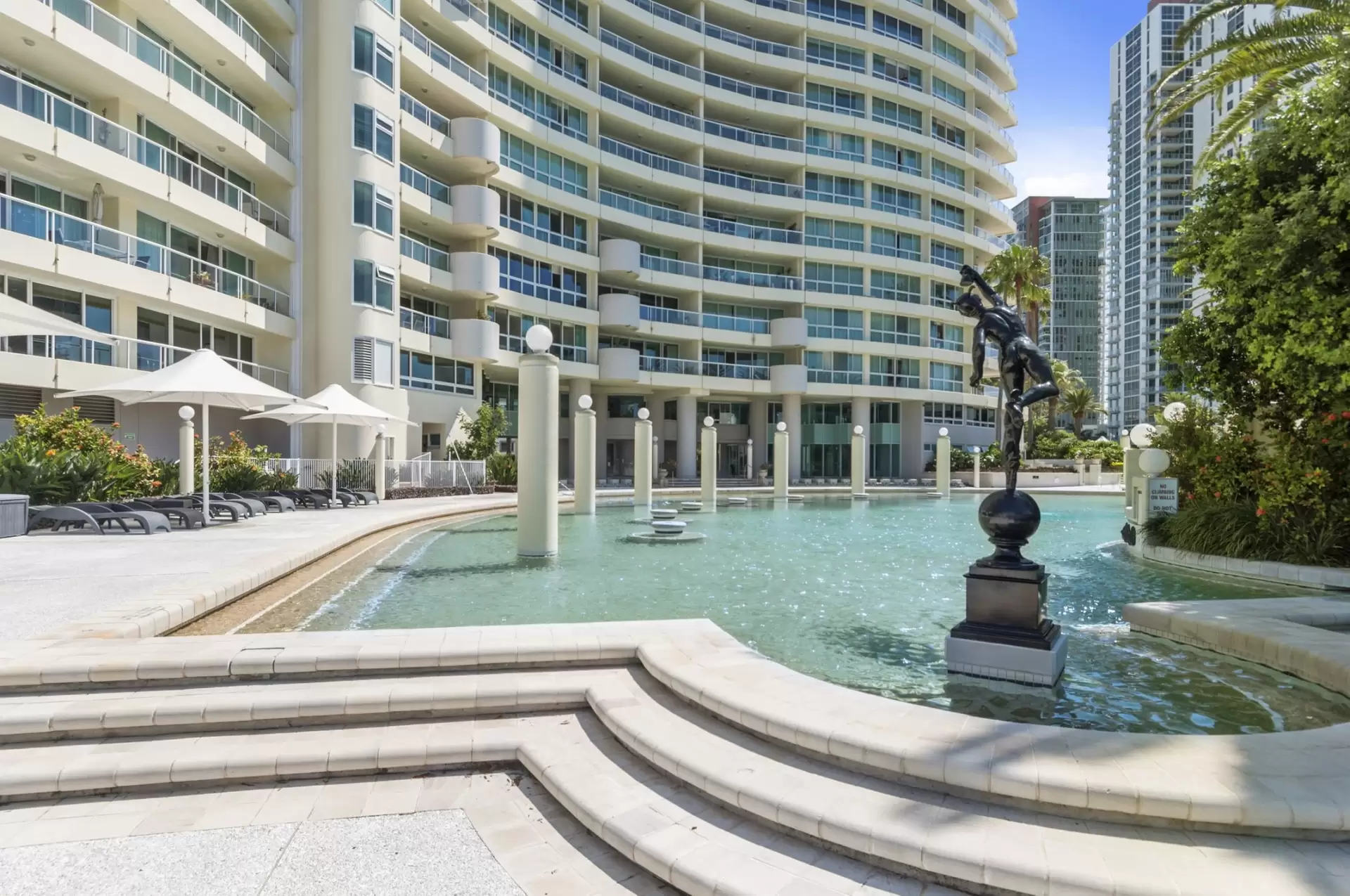 A17-3/75 Brighton Parade, Southport Sold by Queensland Sotheby's International Realty - image 1