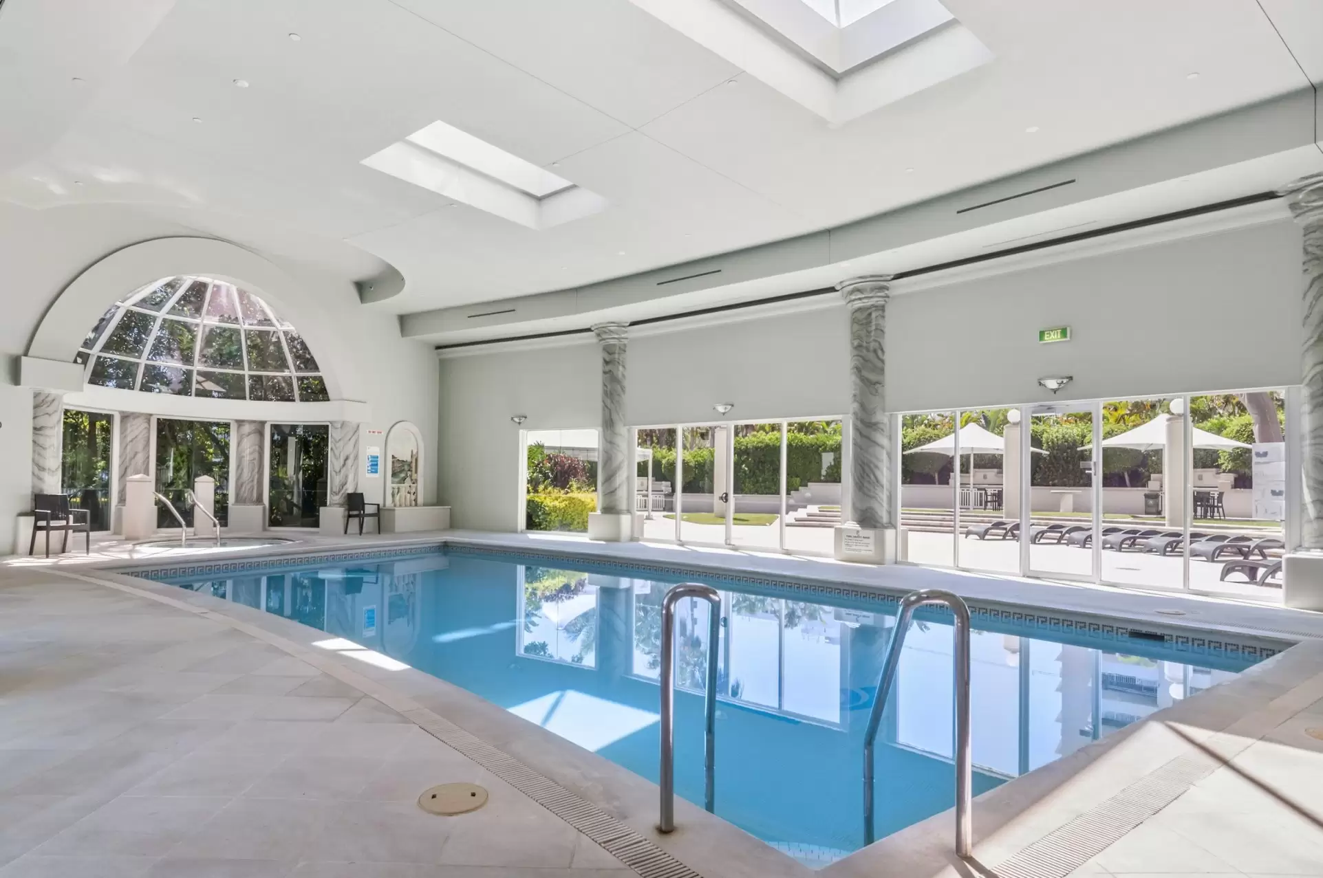 A17-3/75 Brighton Parade, Southport Sold by Queensland Sotheby's International Realty - image 1
