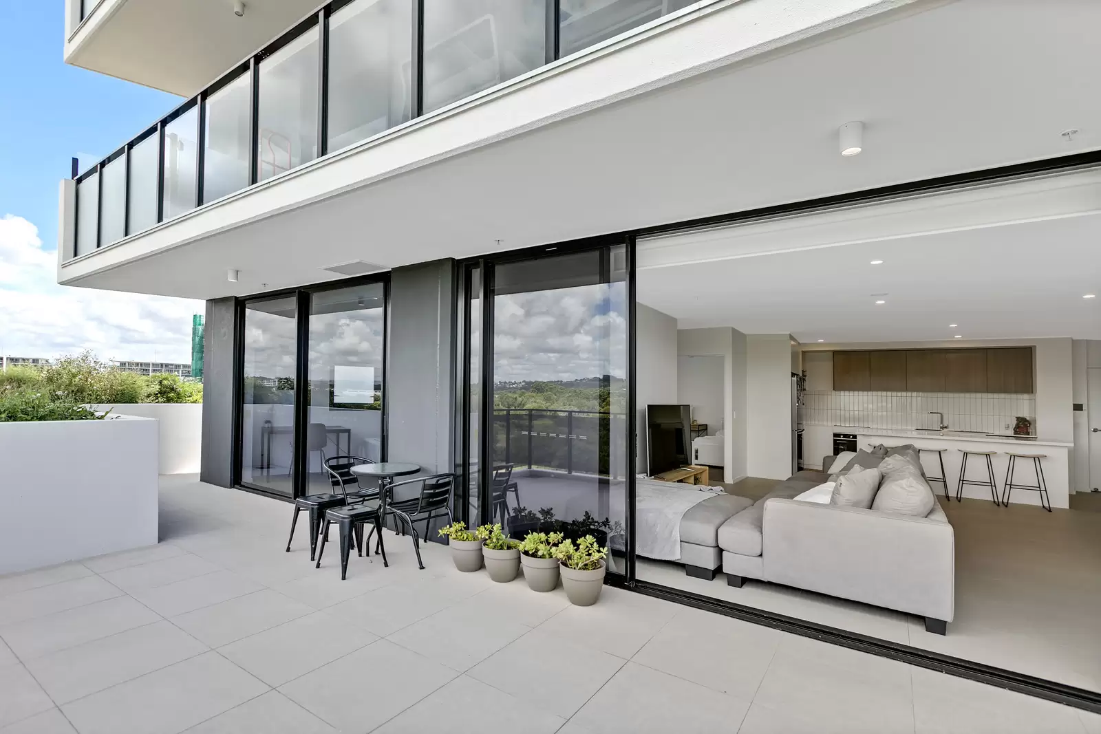 415/12 South Sea Islander Way, Maroochydore Sold by Queensland Sotheby's International Realty - image 1