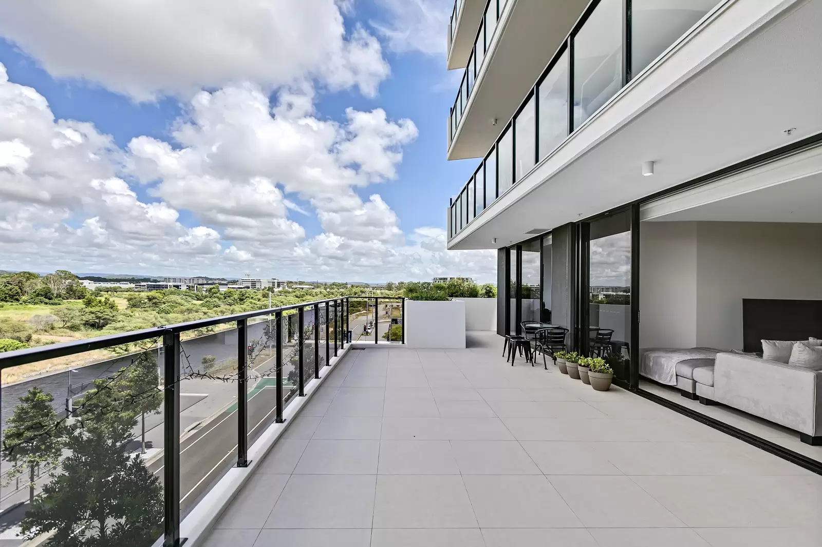 415/12 South Sea Islander Way, Maroochydore Sold by Queensland Sotheby's International Realty - image 1