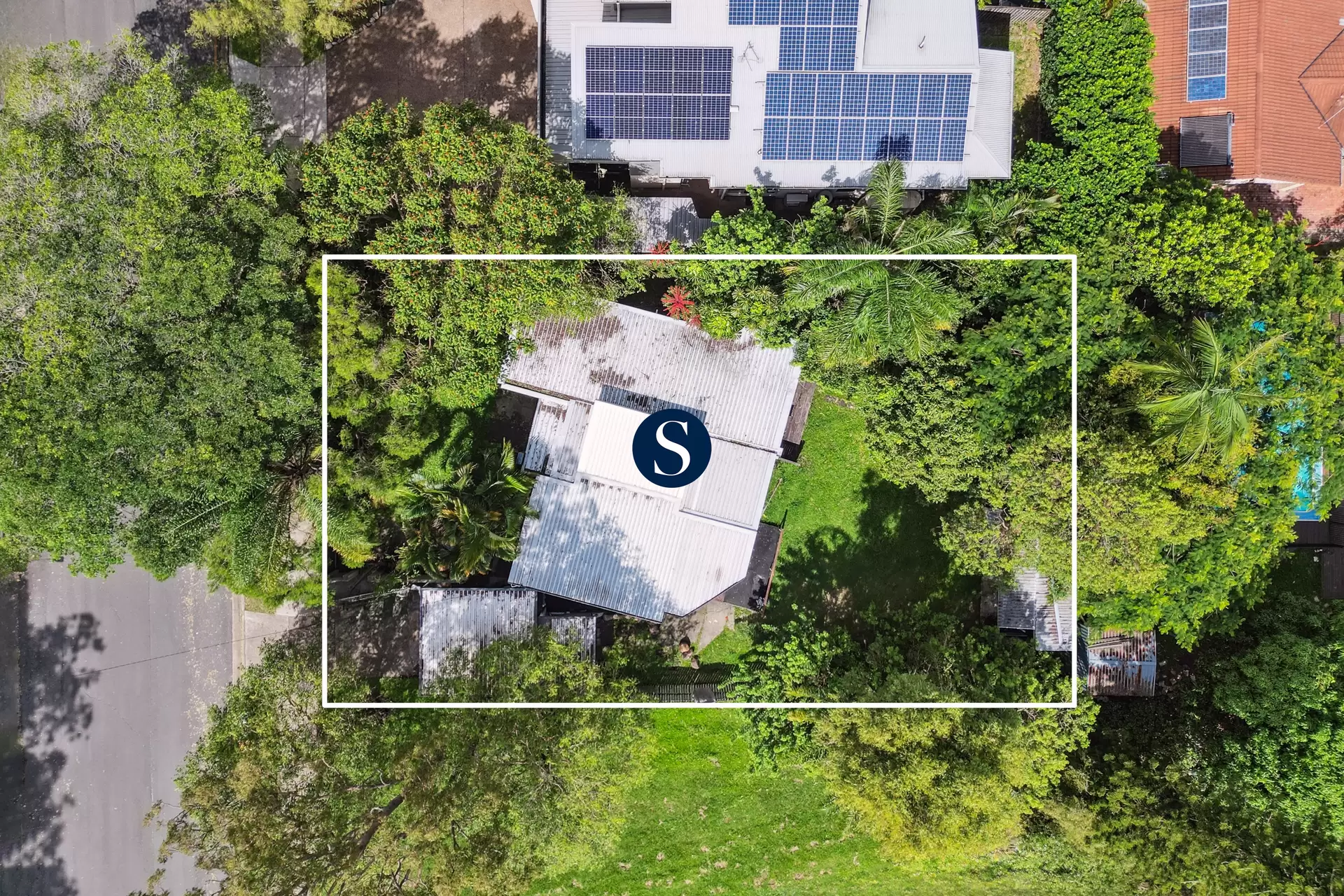 130 Falconer Street, Southport Sold by Queensland Sotheby's International Realty - image 1