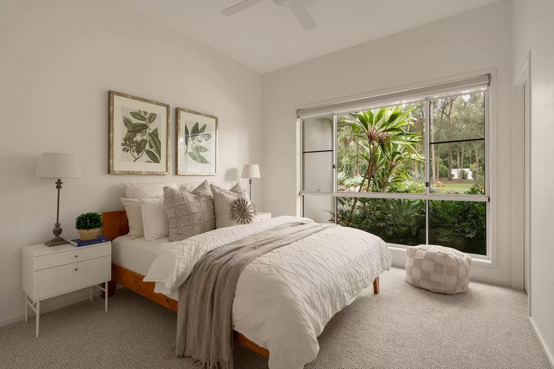 129 Charleton Street, Chandler Sold by Queensland Sotheby's International Realty - image 1