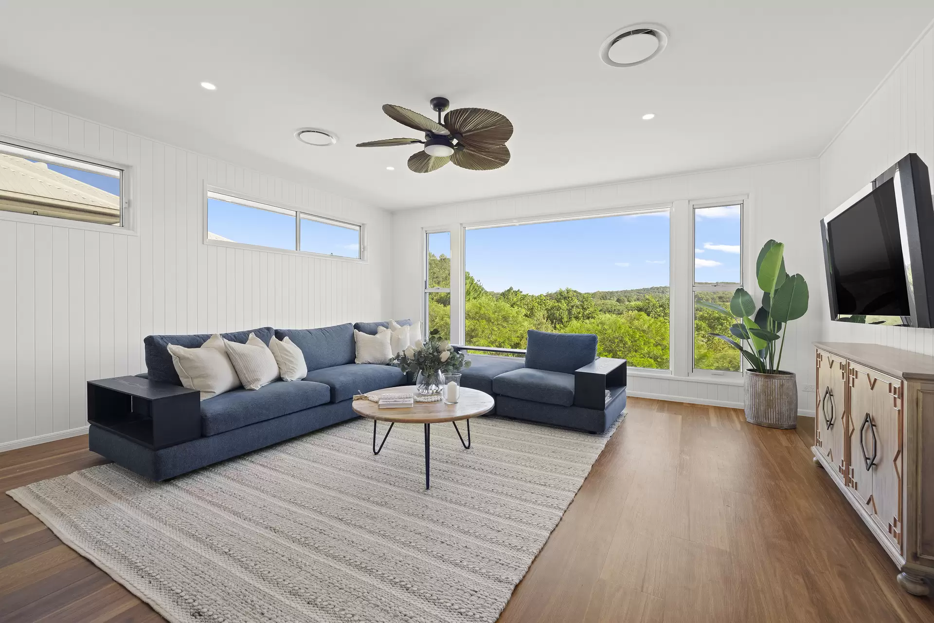 389 Paynters Creek Road, Rosemount Sold by Queensland Sotheby's International Realty - image 1