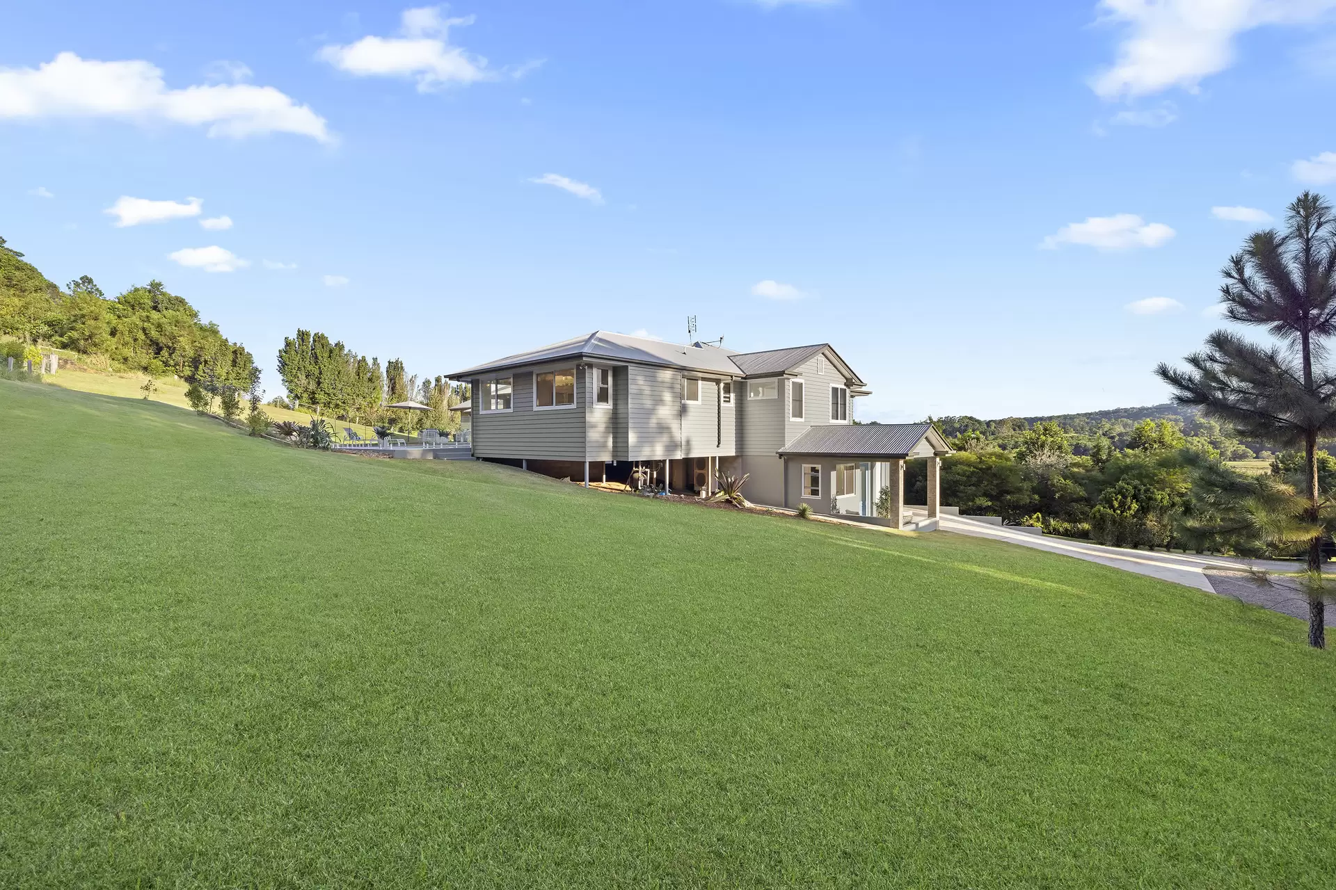 389 Paynters Creek Road, Rosemount Sold by Queensland Sotheby's International Realty - image 1