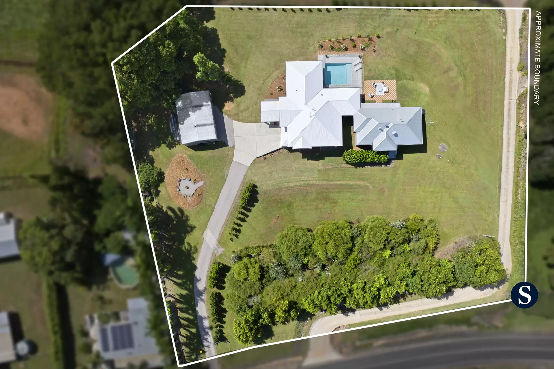 389 Paynters Creek Road, Rosemount Sold by Queensland Sotheby's International Realty - image 1