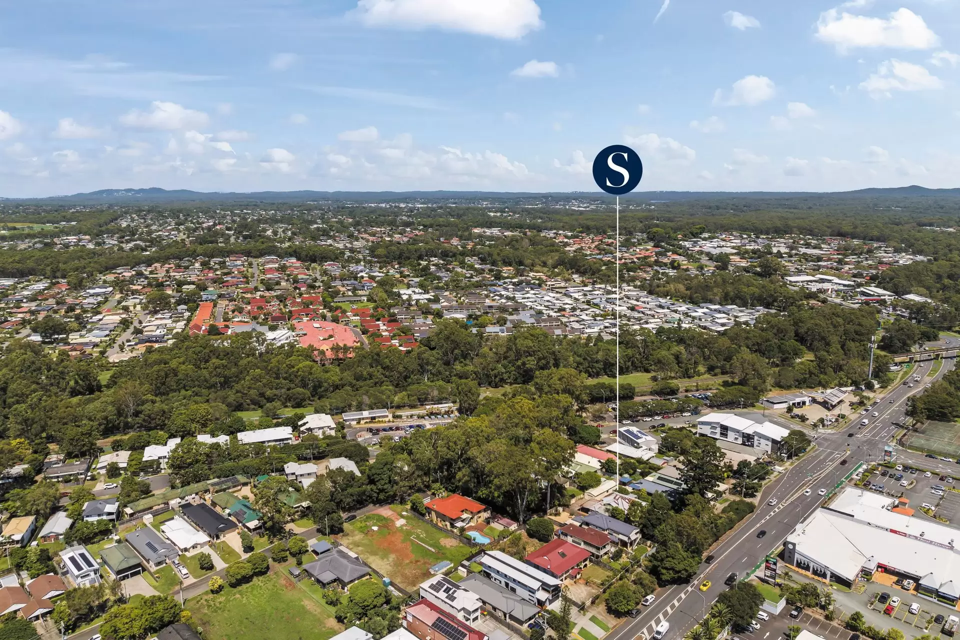 181 Birkdale Road, Birkdale Sold by Queensland Sotheby's International Realty - image 1