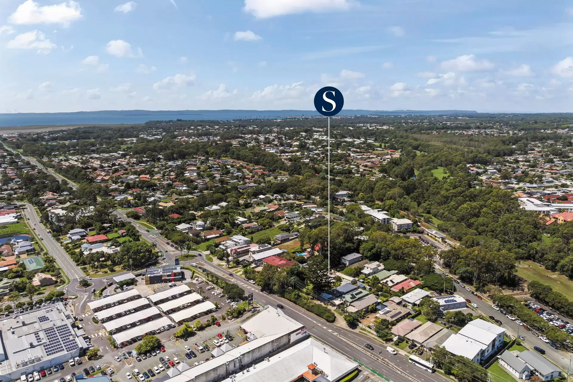 181 Birkdale Road, Birkdale Sold by Queensland Sotheby's International Realty - image 1