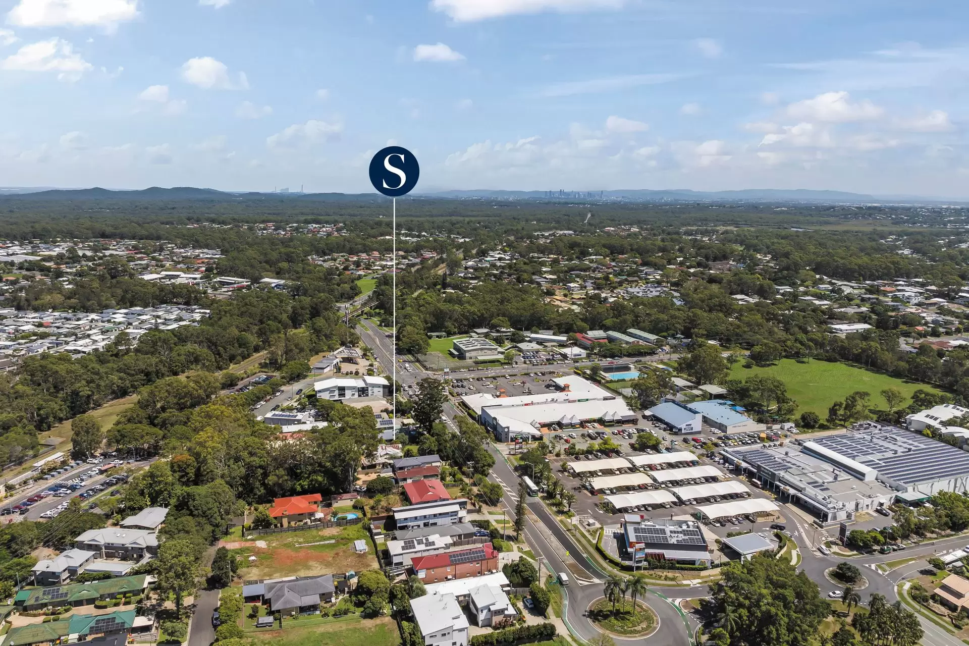 181 Birkdale Road, Birkdale Sold by Queensland Sotheby's International Realty - image 1
