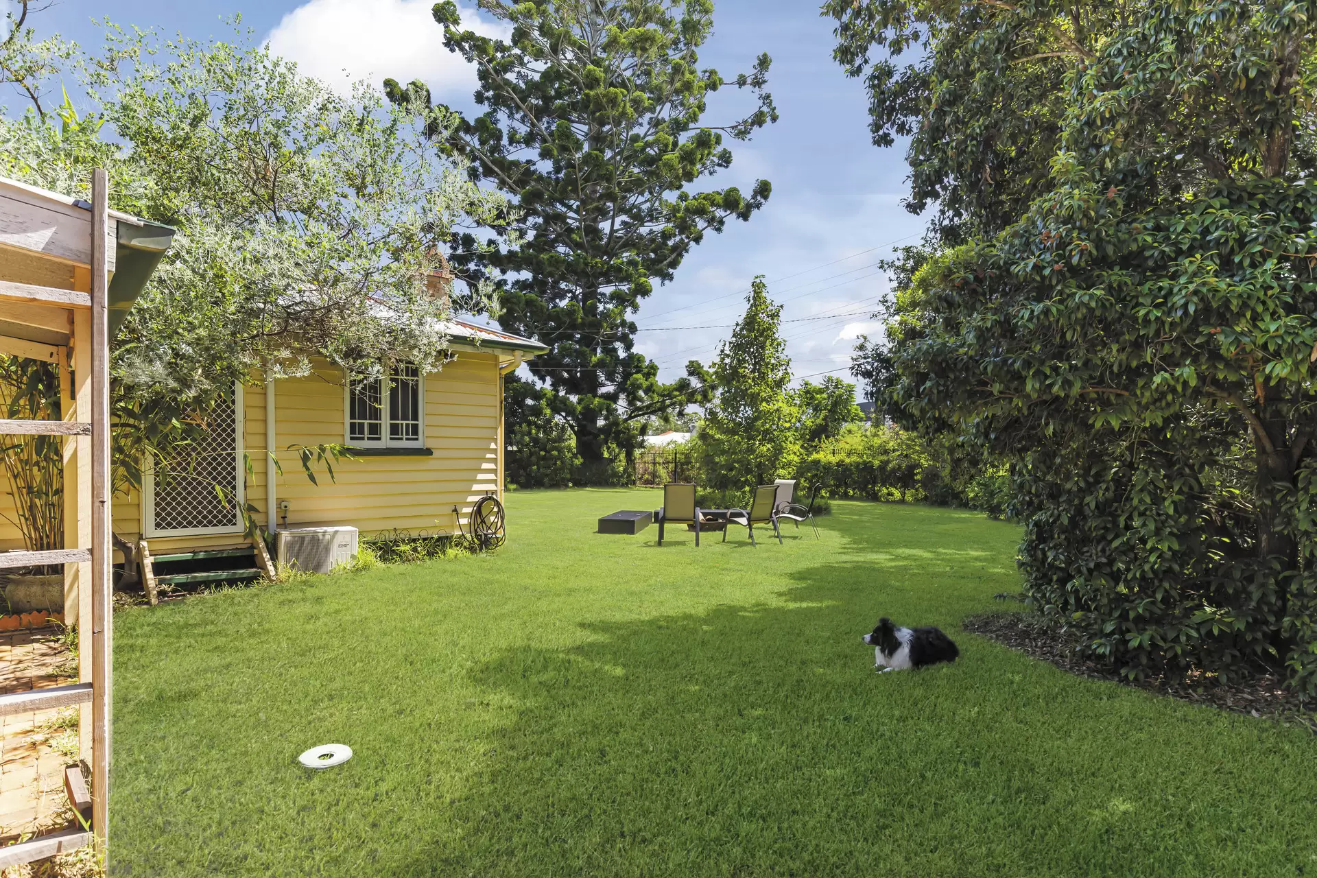 181 Birkdale Road, Birkdale Sold by  - image 1
