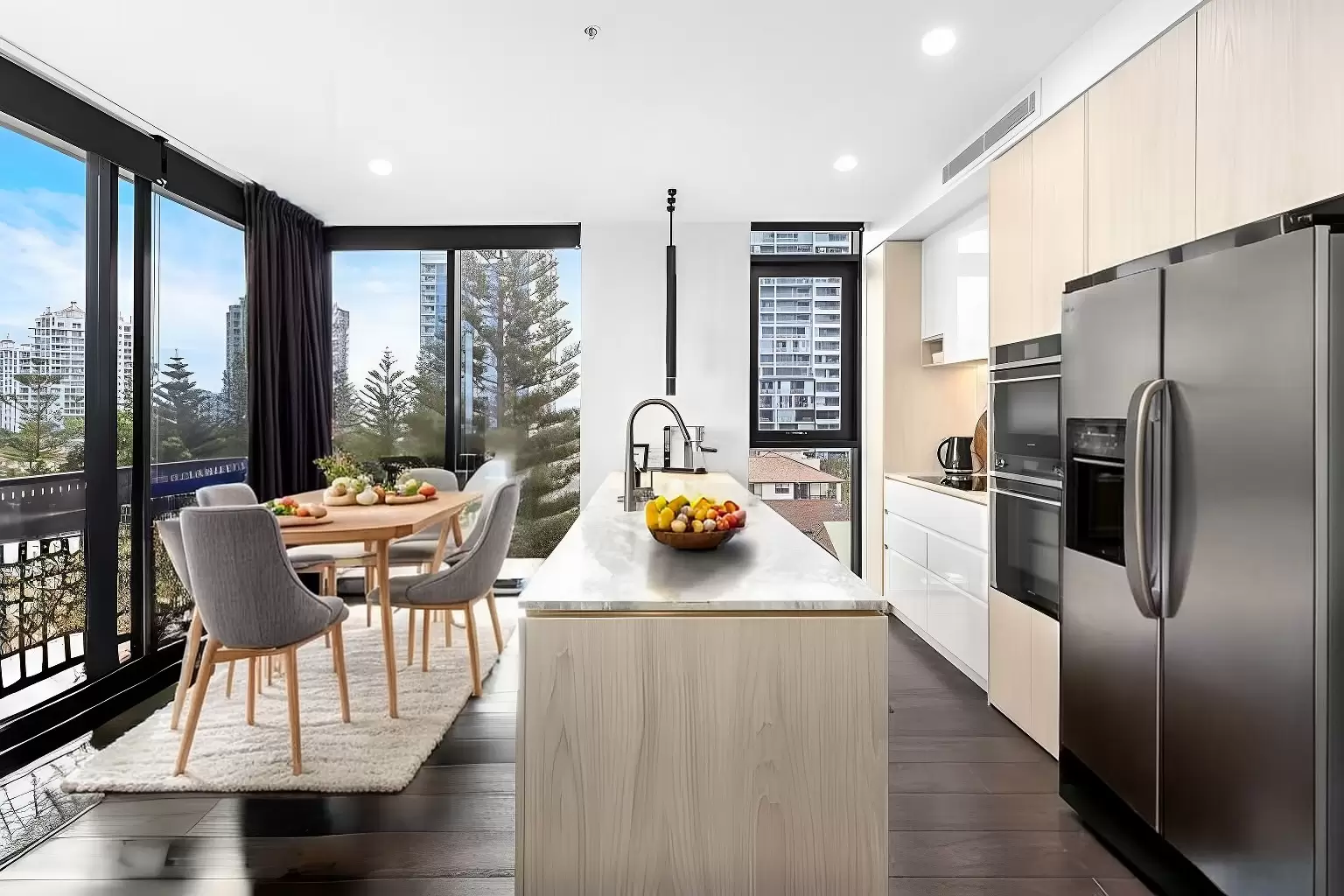 404/185 Old Burleigh Road, Broadbeach Sold by  - image 1