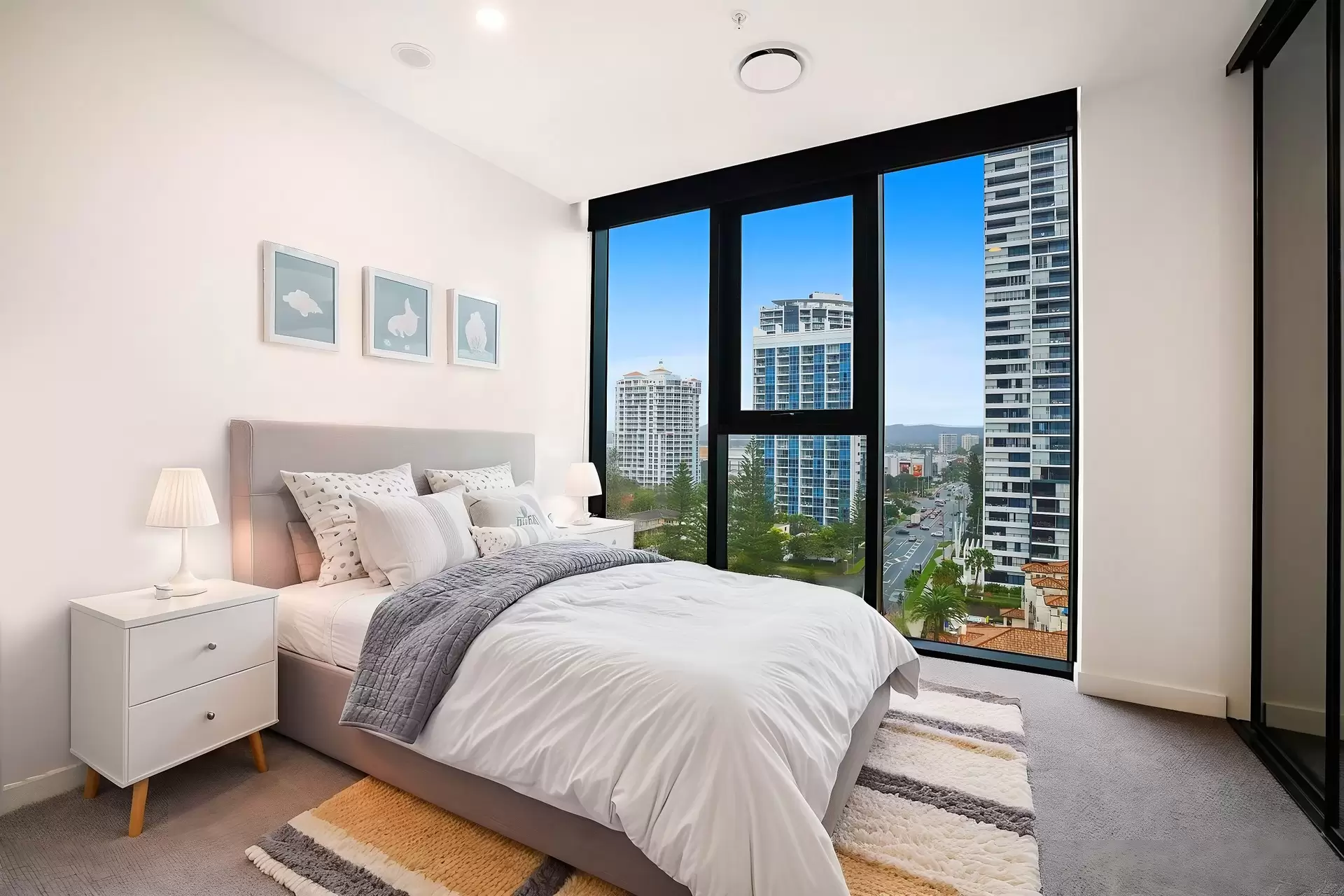404/185 Old Burleigh Road, Broadbeach Sold by  - image 1