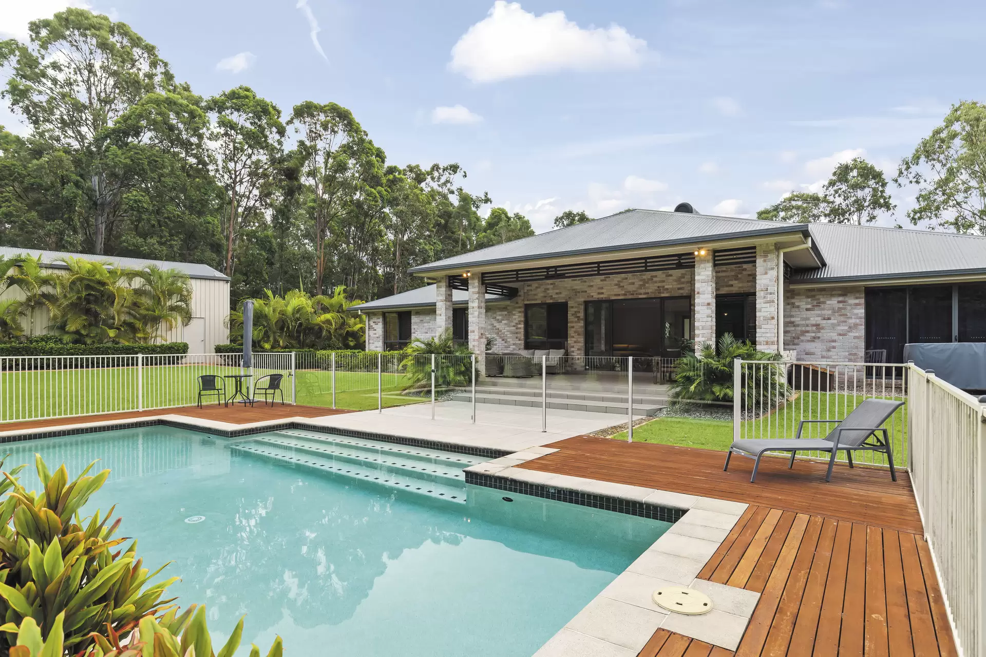 29-31 Pinecone Place, Thornlands Sold by  - image 1